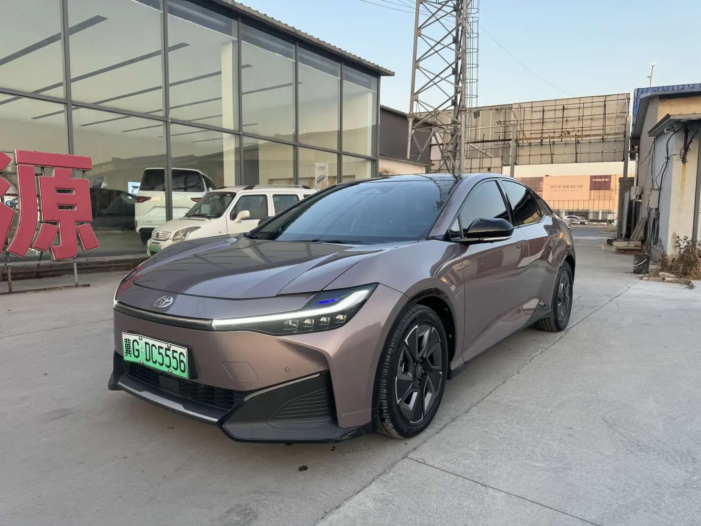 Toyota bZ3  из Китая