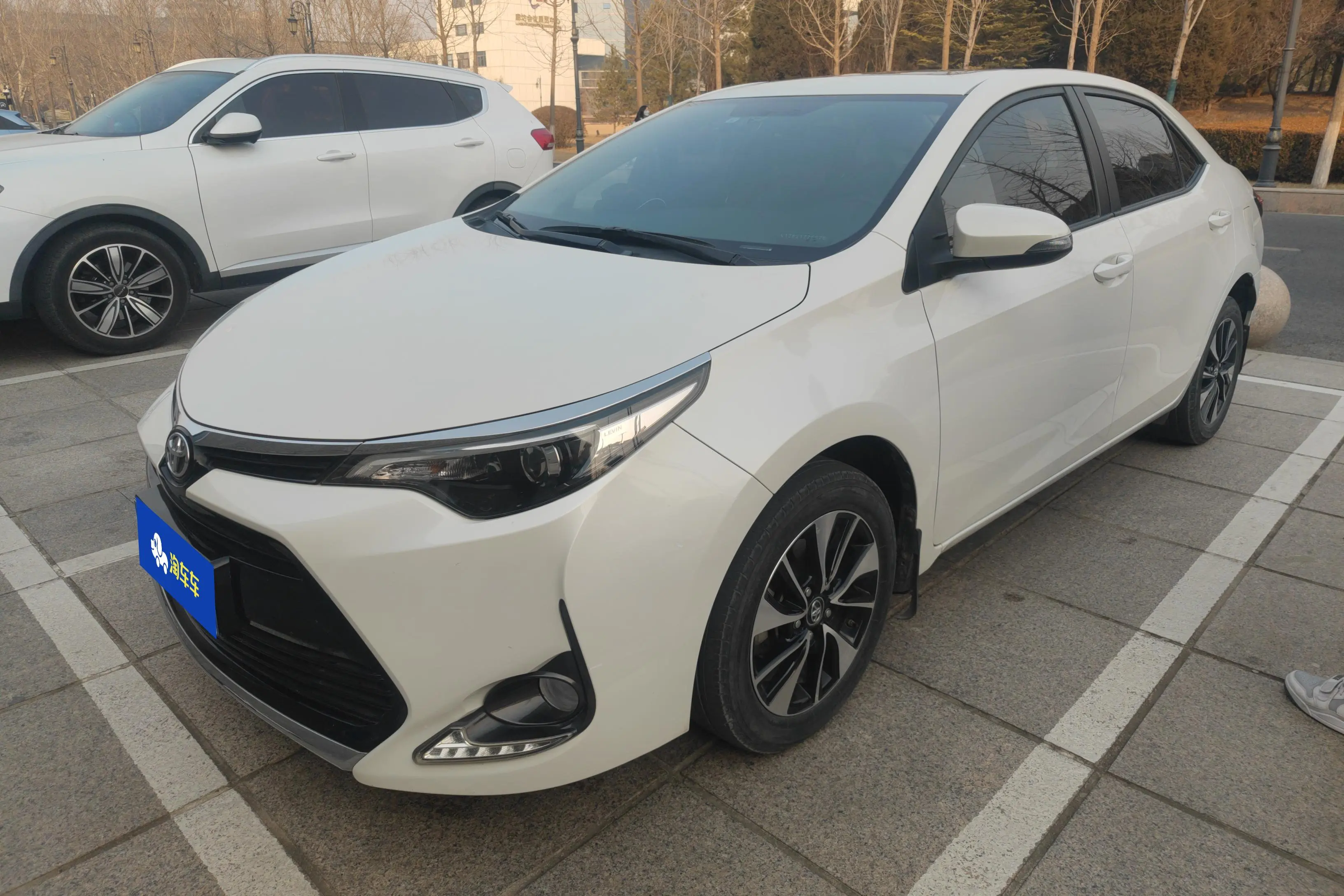 Toyota Levin (Lei Ling)  из Китая