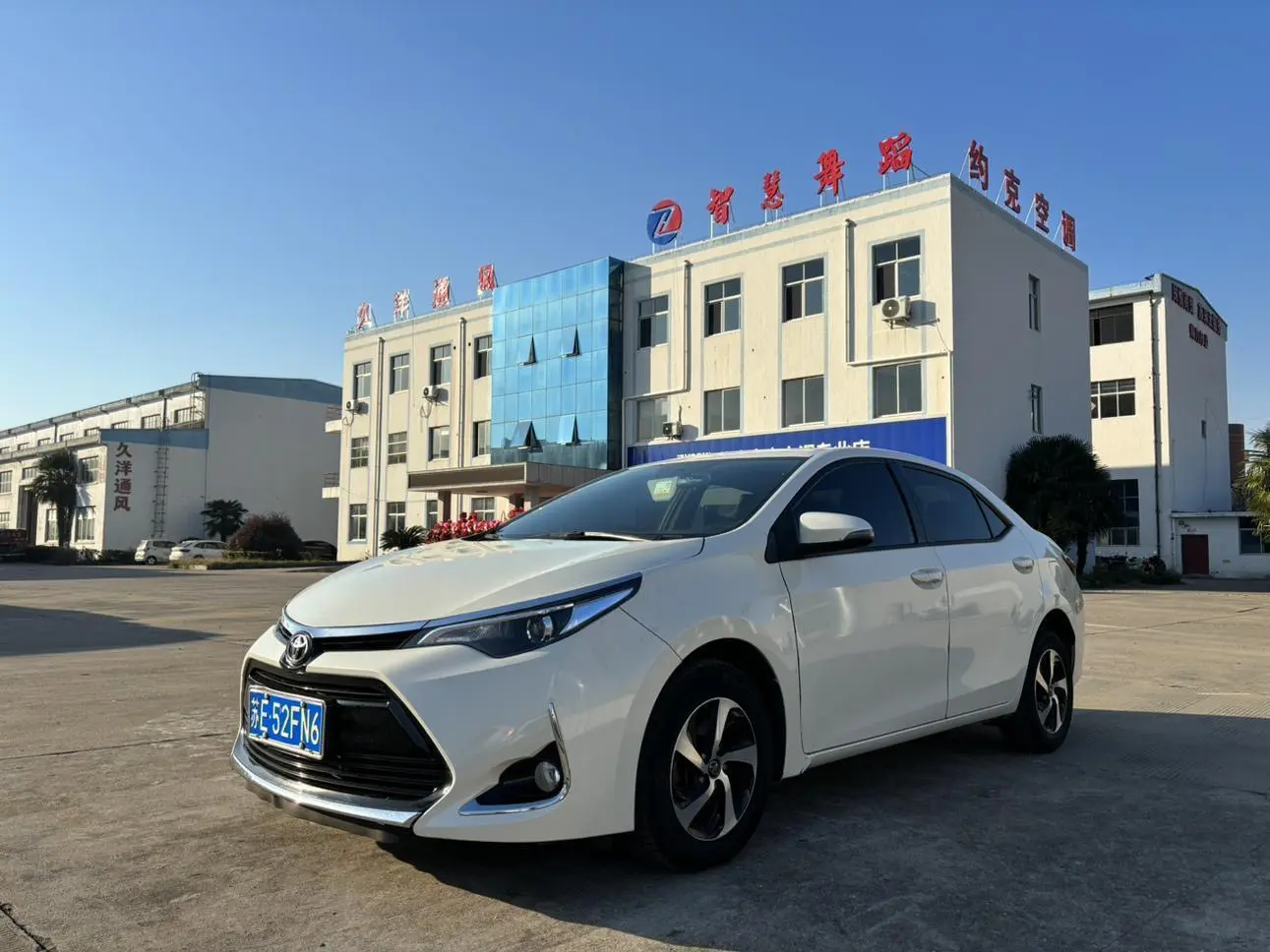 Toyota Levin (Lei Ling)  из Китая