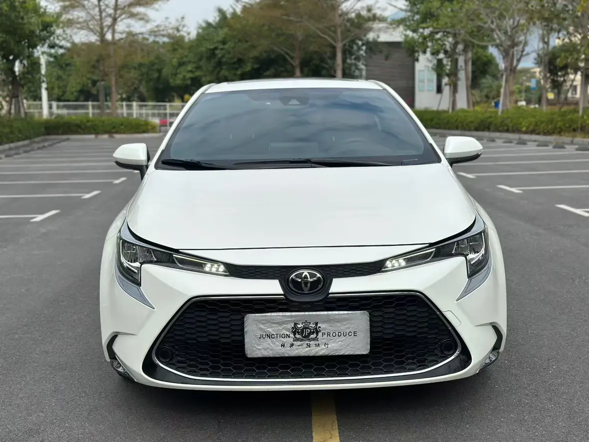 Toyota Levin (Lei Ling)  из Китая