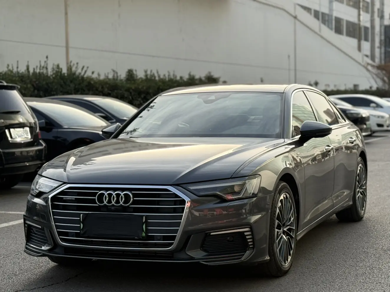 Audi A6L PHEV  из Китая