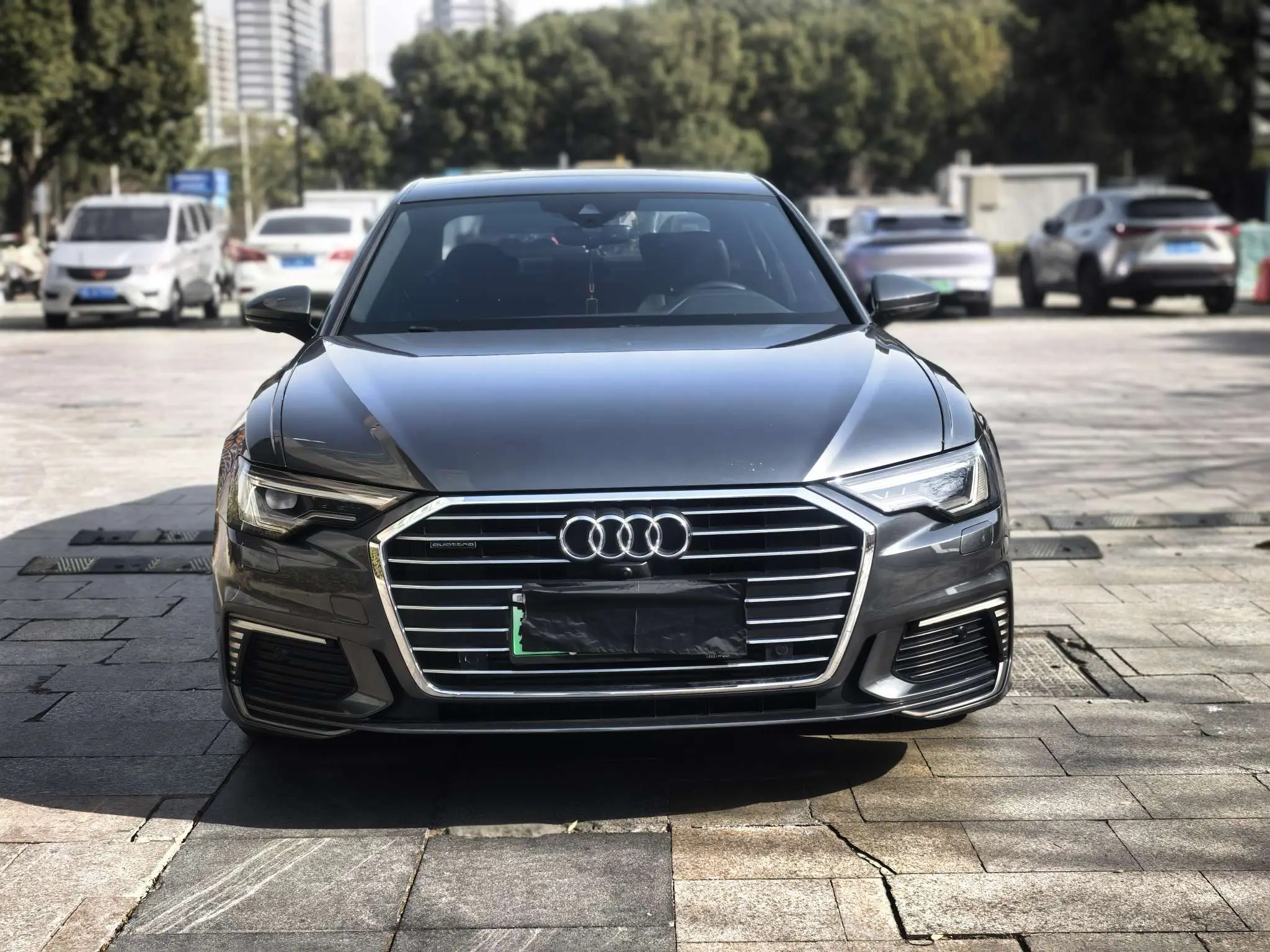 Audi A6L PHEV  из Китая