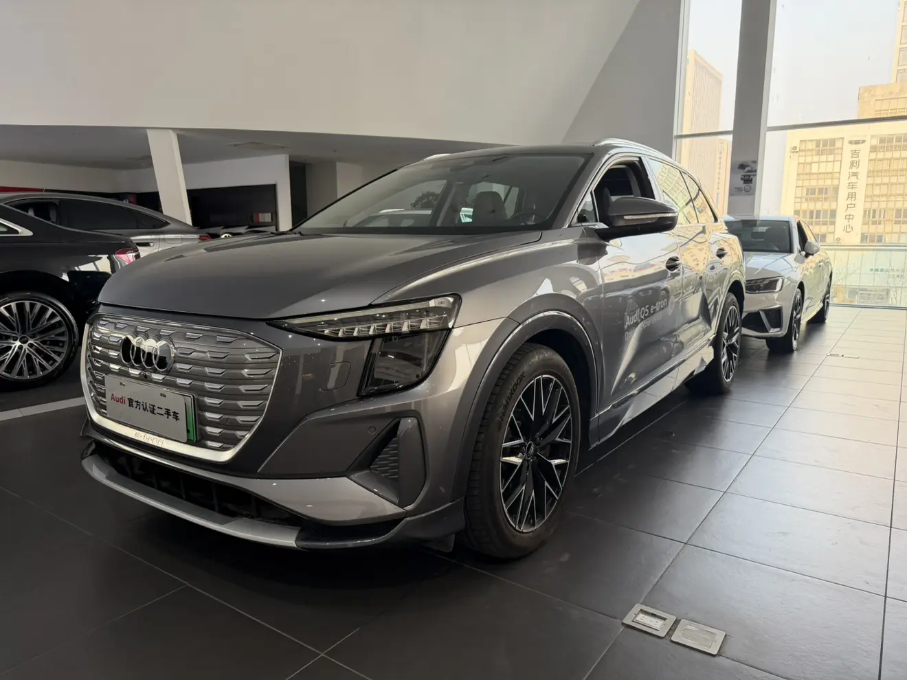 Audi Q5 e-tron  из Китая