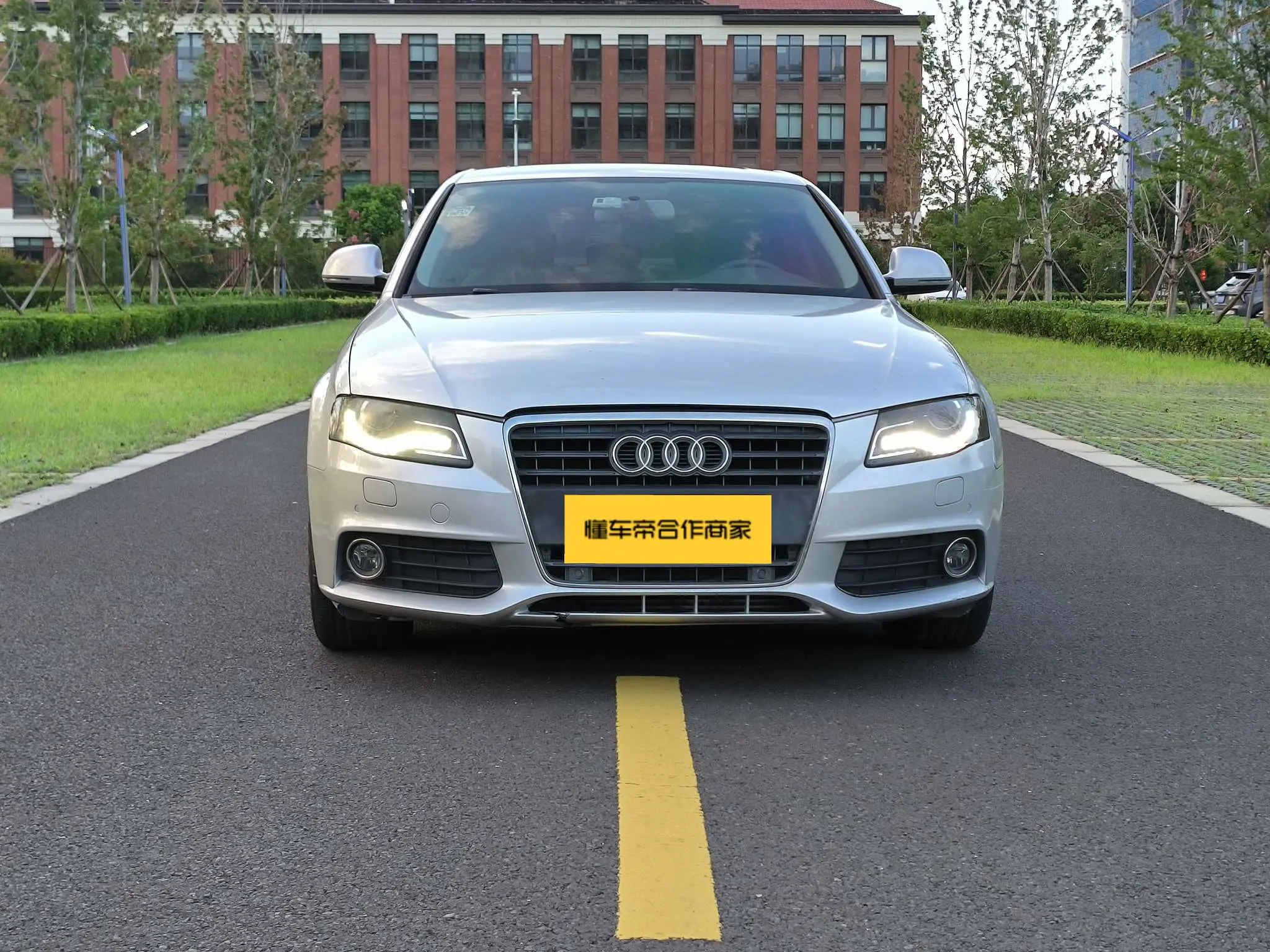 Audi A4L  из Китая