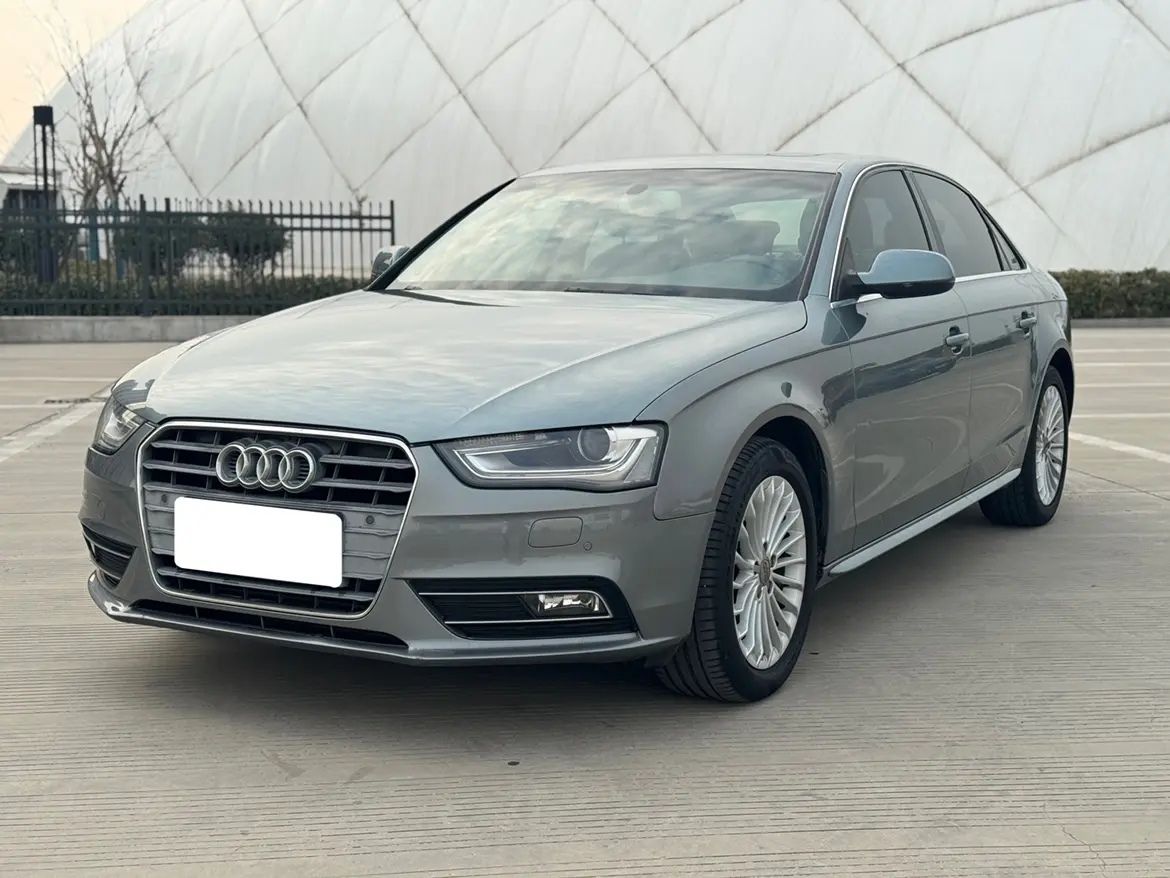 Audi A4L  из Китая