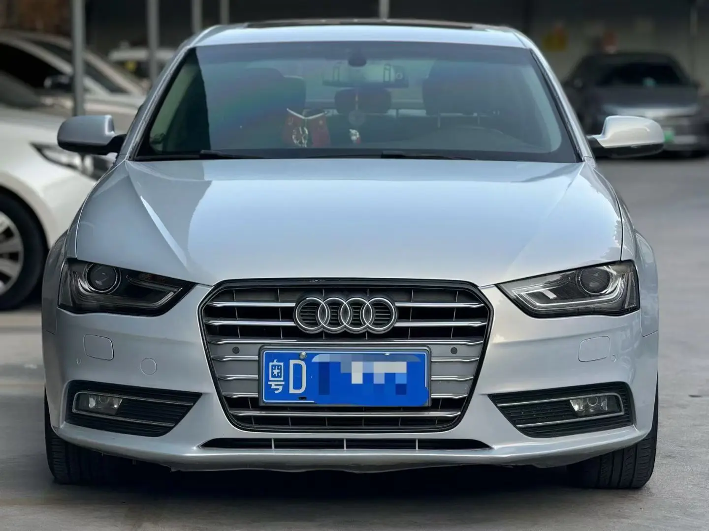 Audi A4L  из Китая