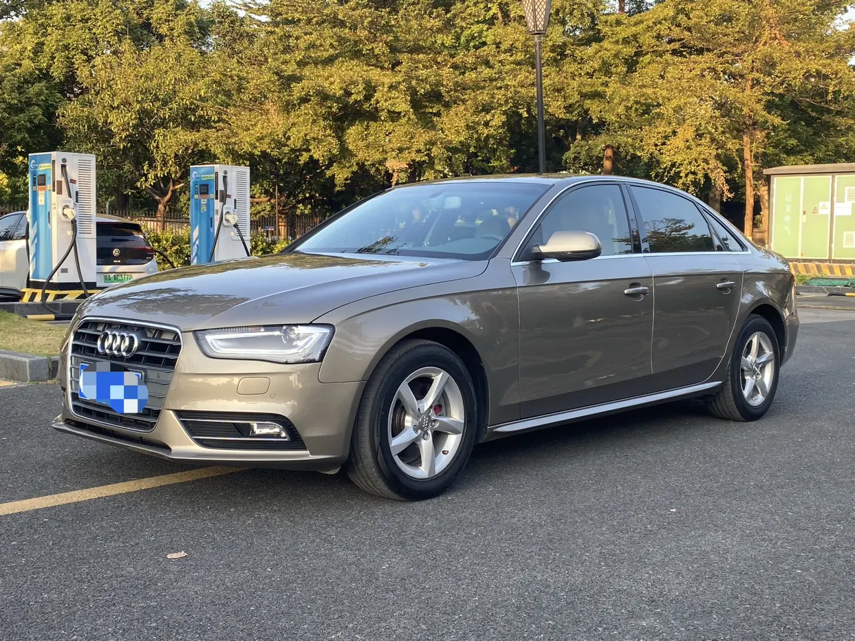 Audi A4L  из Китая