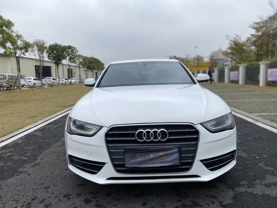 Audi A4L  из Китая