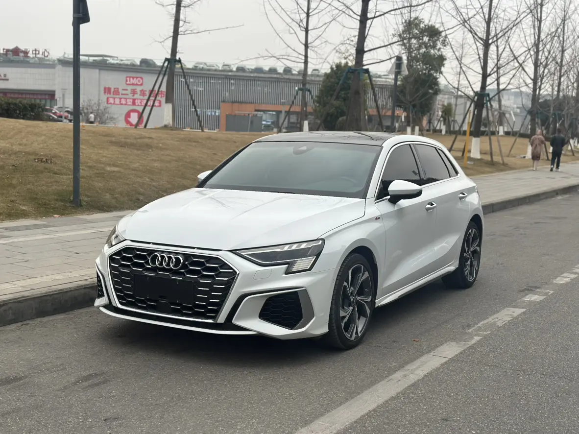 Audi A3  из Китая
