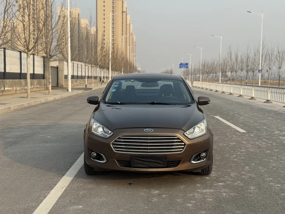 Ford Forrest  из Китая