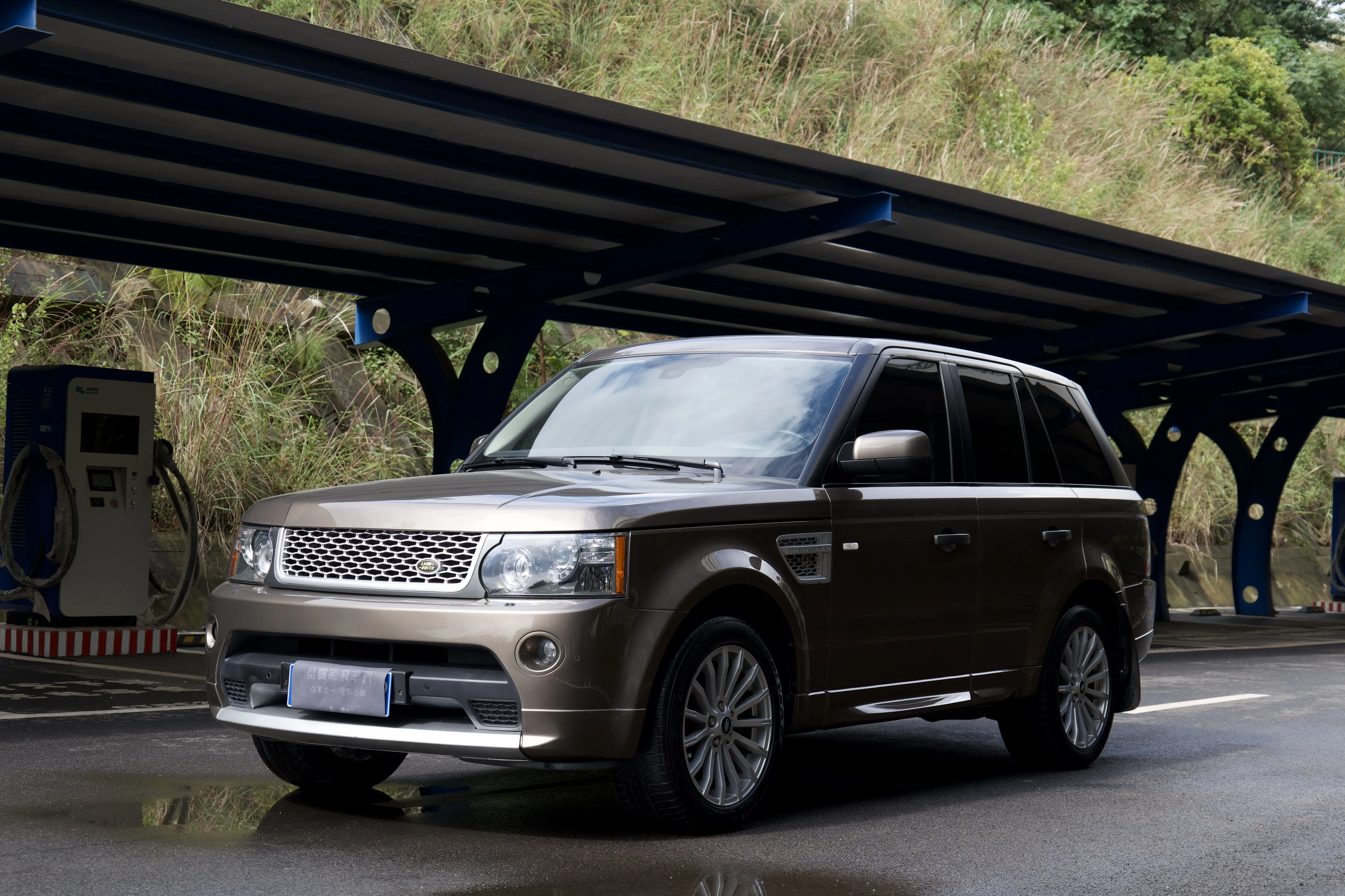 Land Rover Range Rover Sport  из Китая