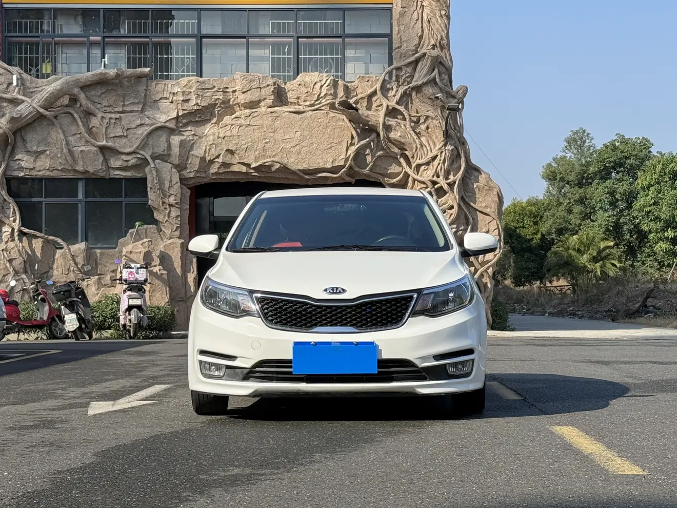 Kia K2  из Китая