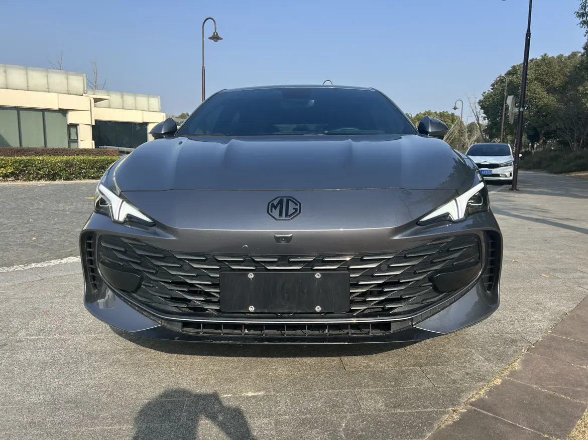 MG 7  из Китая