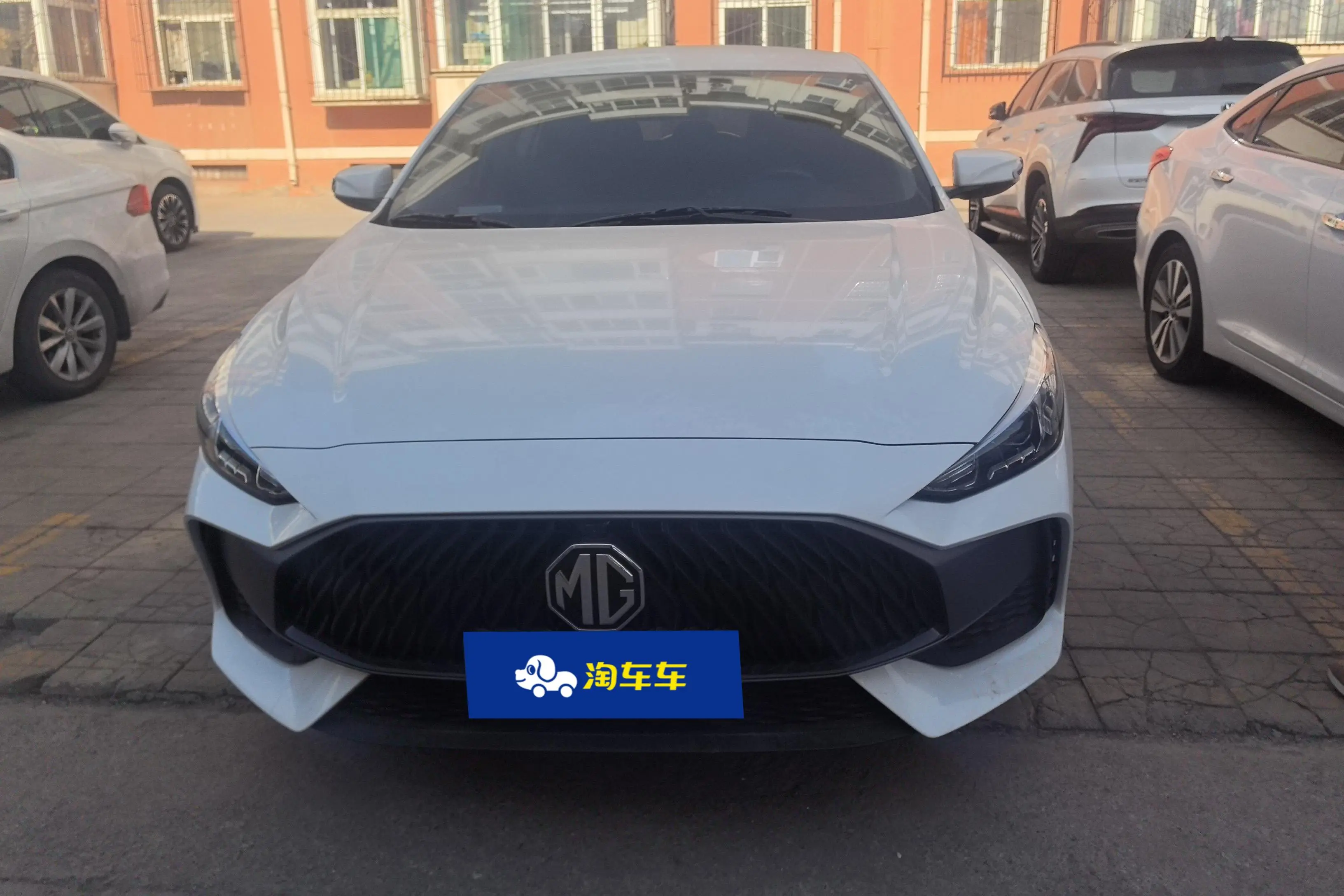 MG 5  из Китая