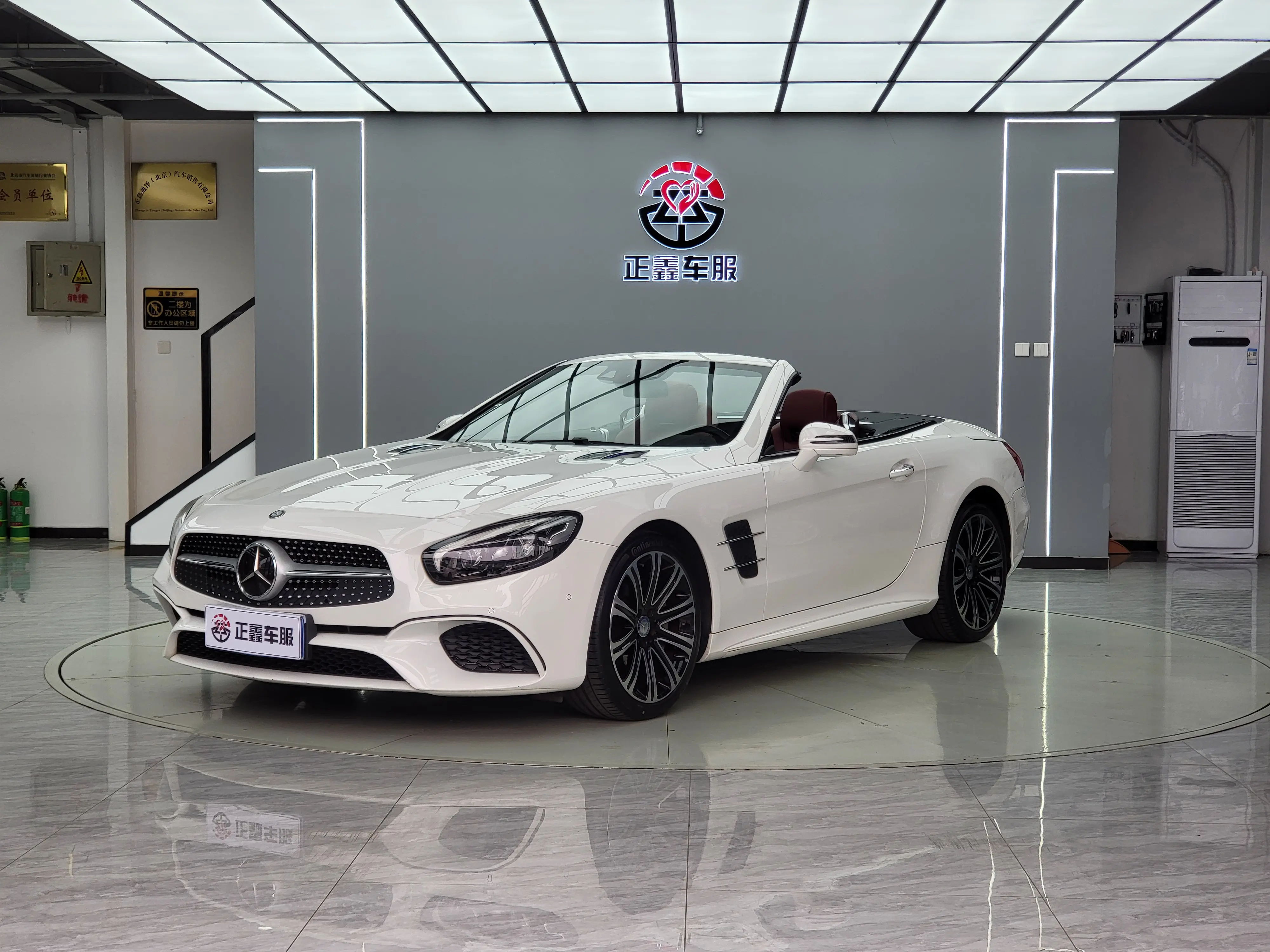 Mercedes-Benz SL Class  из Китая