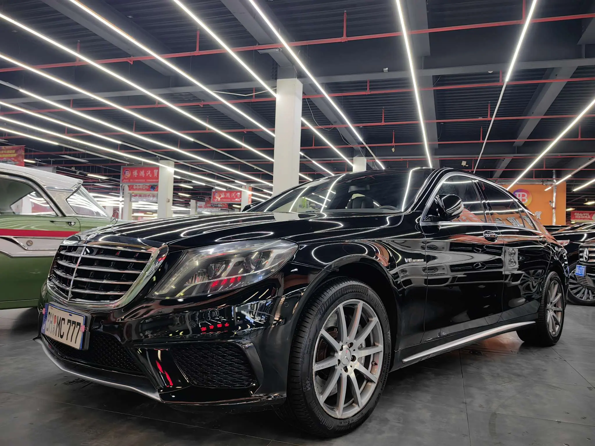 Mercedes-Benz S-Class AMG  из Китая