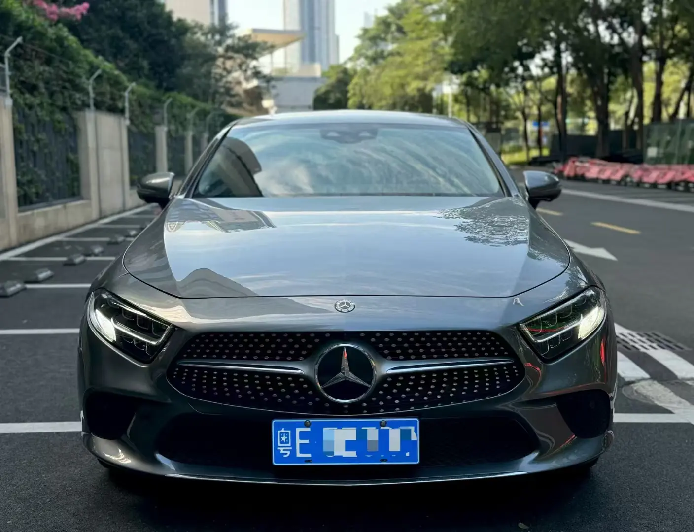 Mercedes-Benz Mercedes Benz CLS  из Китая