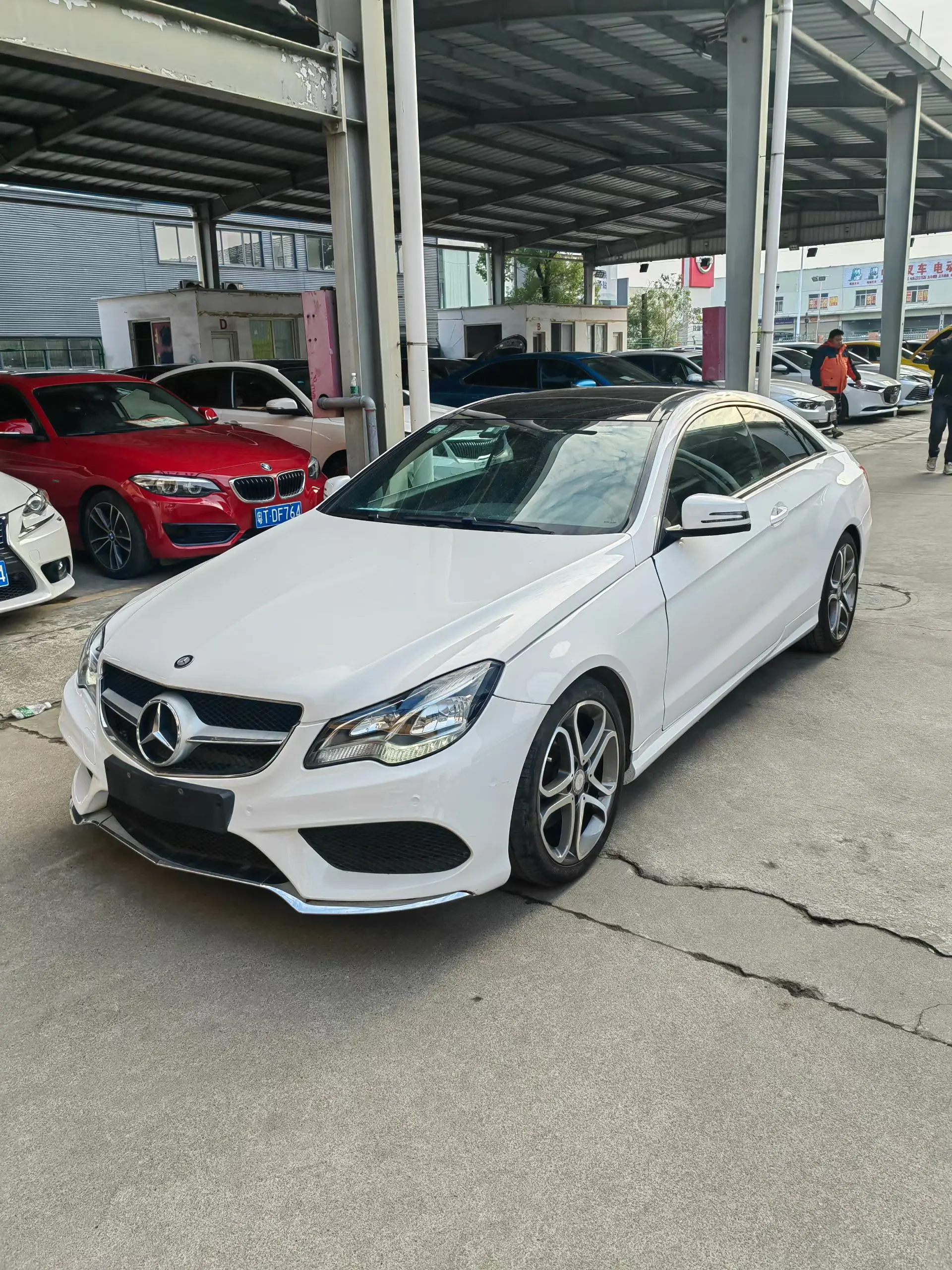 Mercedes-Benz E-Class  из Китая