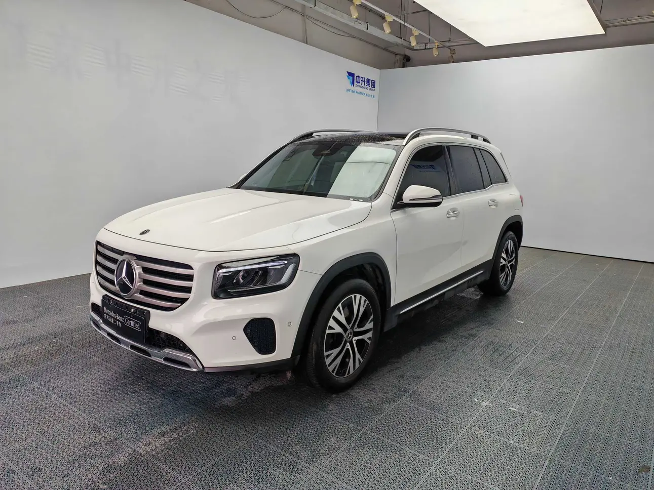 Mercedes-Benz GLB  из Китая