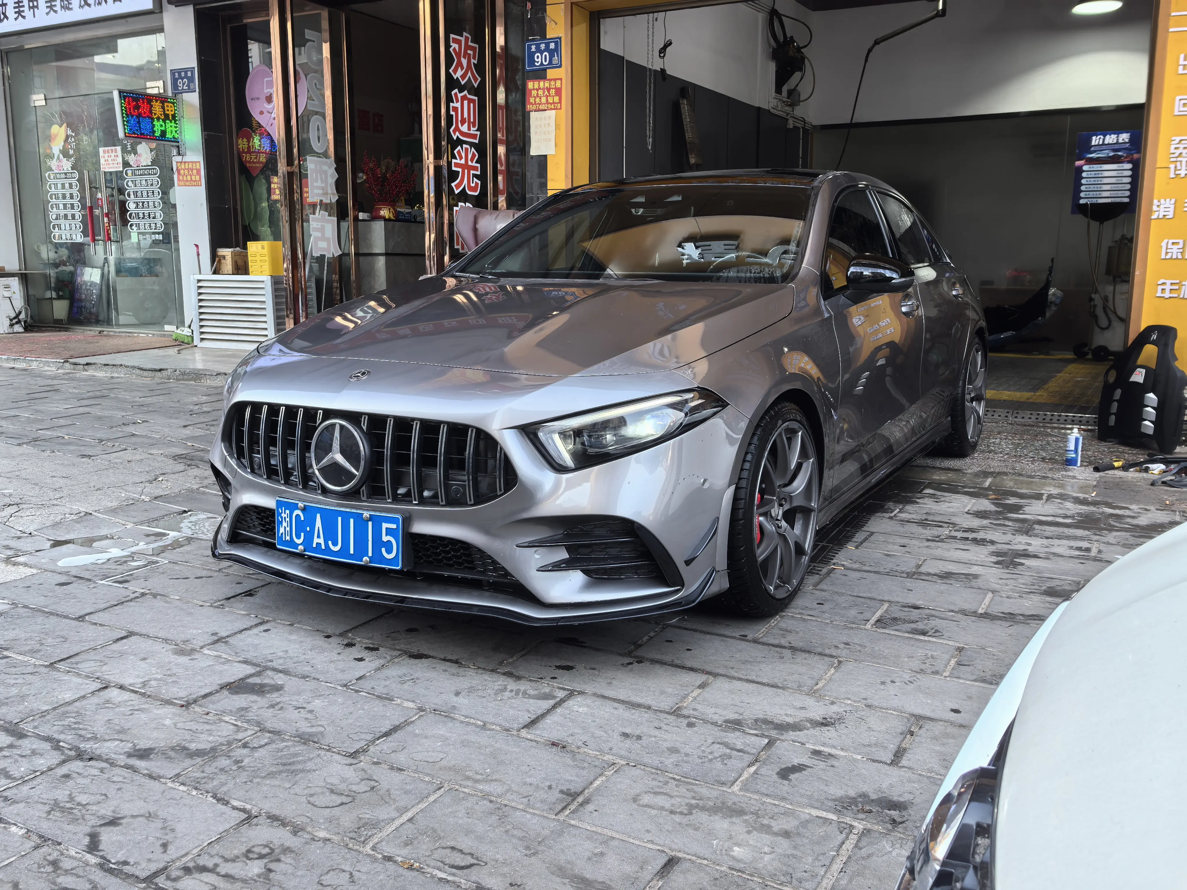 Mercedes-Benz A-Class AMG  из Китая