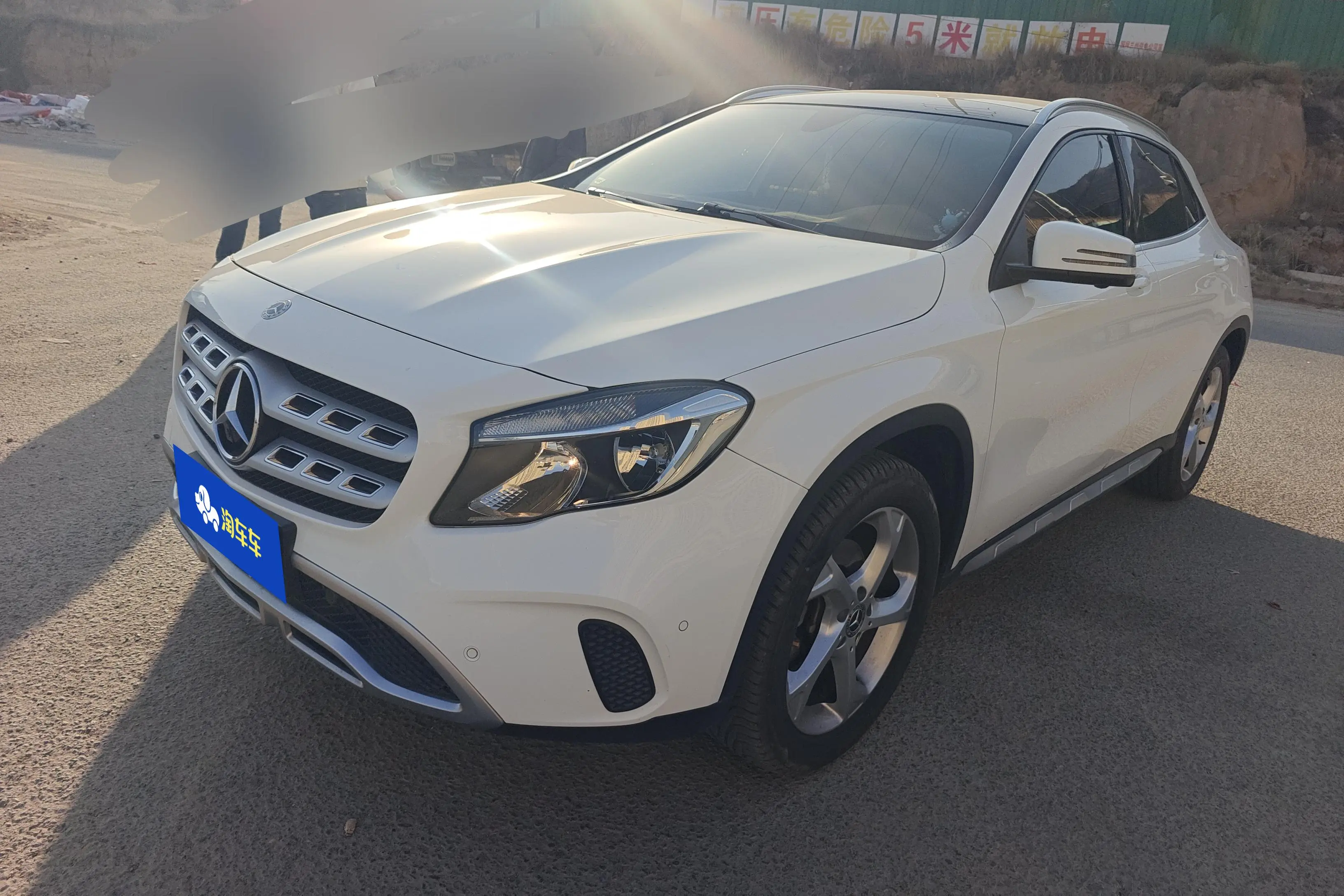 Mercedes-Benz GLA  из Китая
