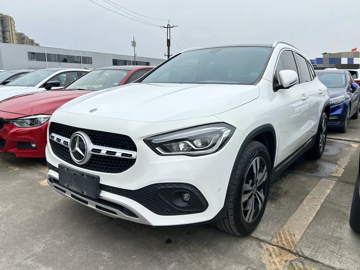 Mercedes-Benz GLA  из Китая