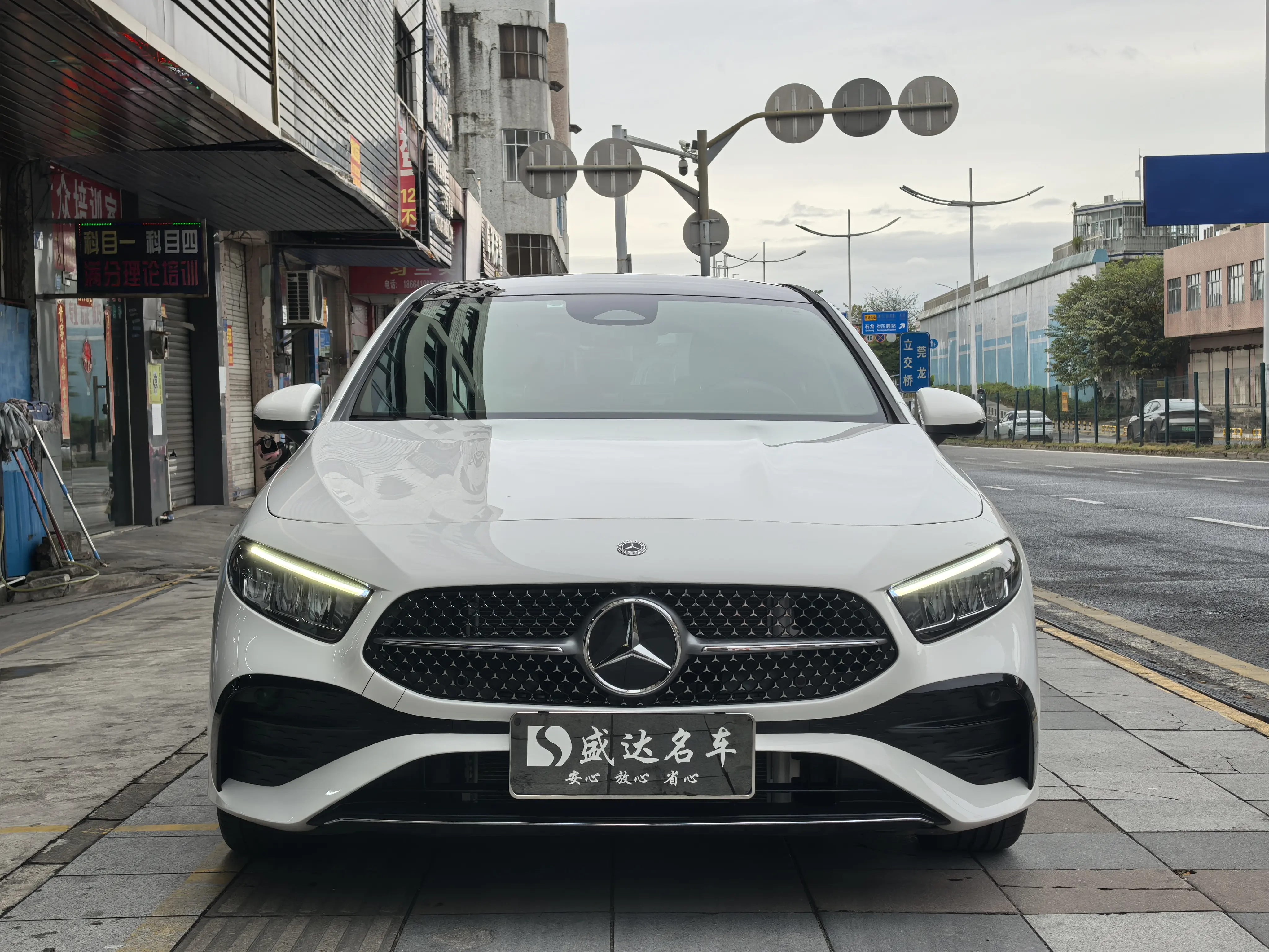 Mercedes-Benz Mercedes Benz A Class  из Китая