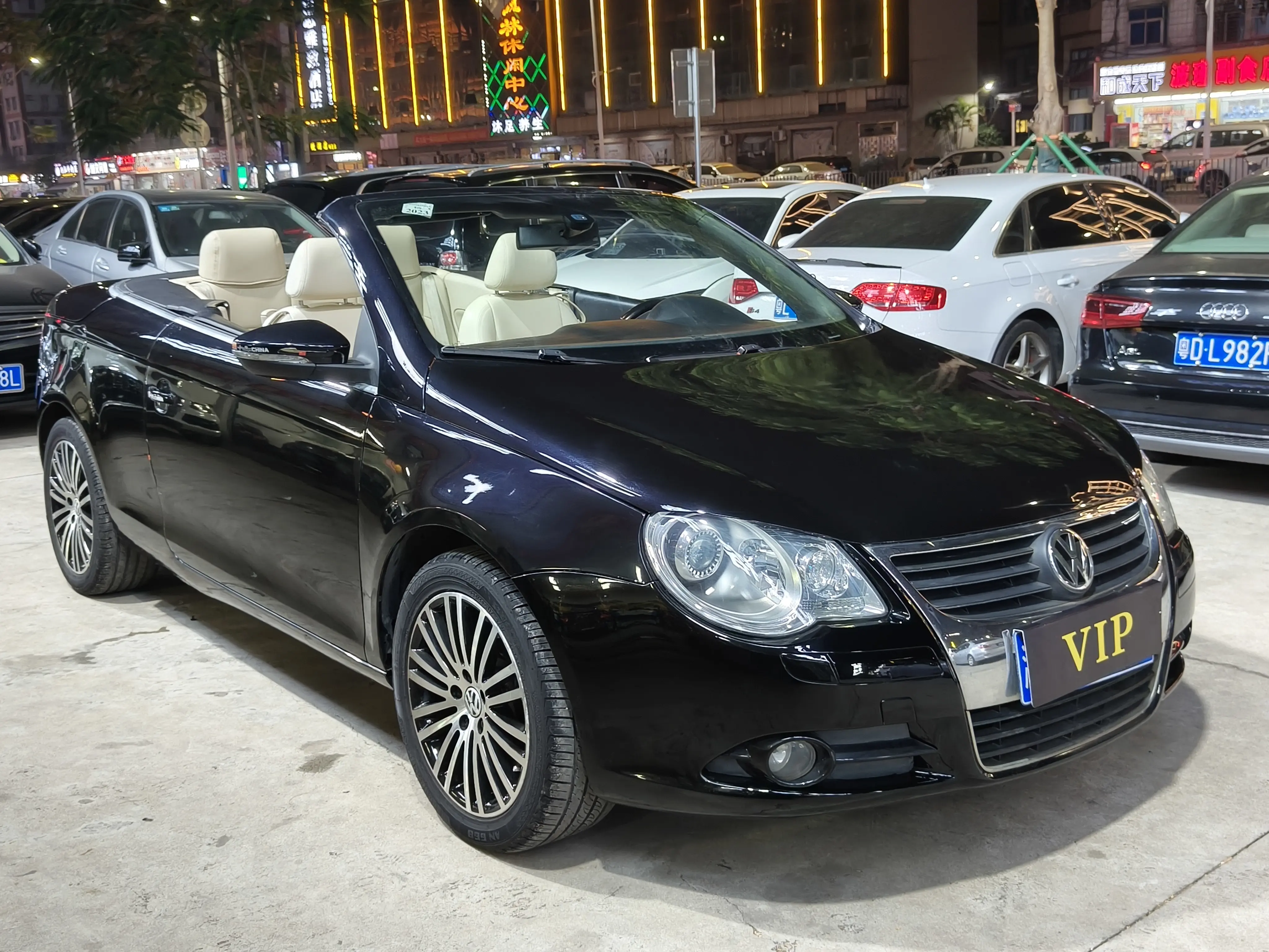 Volkswagen Eos  из Китая