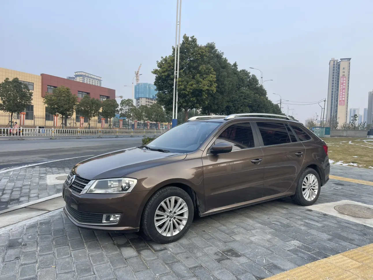 Volkswagen Langxing  из Китая