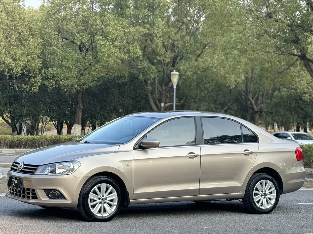 Volkswagen Jetta  из Китая