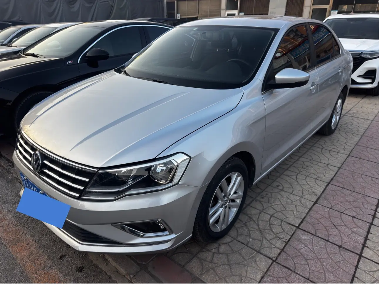 Volkswagen Jetta  из Китая