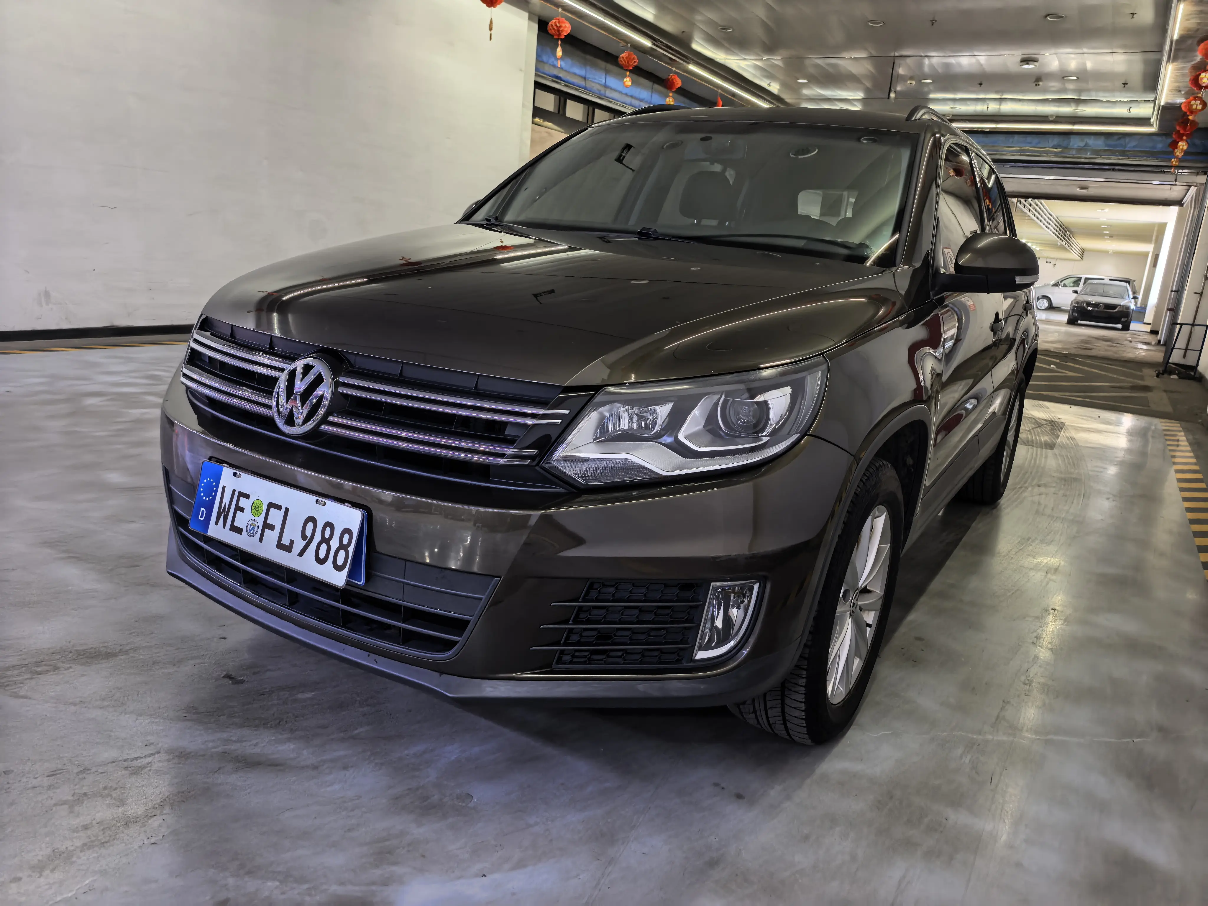 Volkswagen Tiguan  из Китая