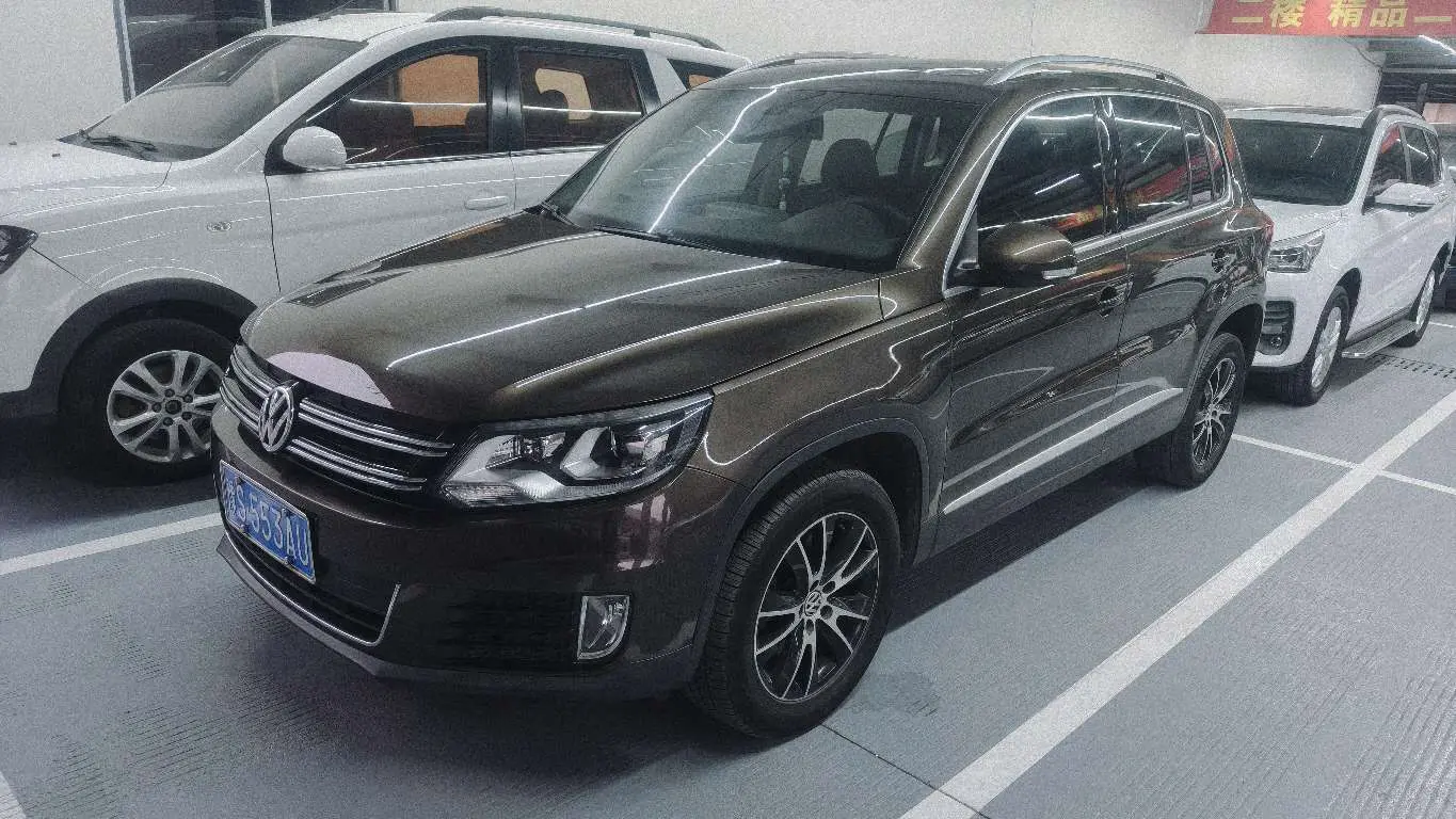 Volkswagen Tiguan  из Китая