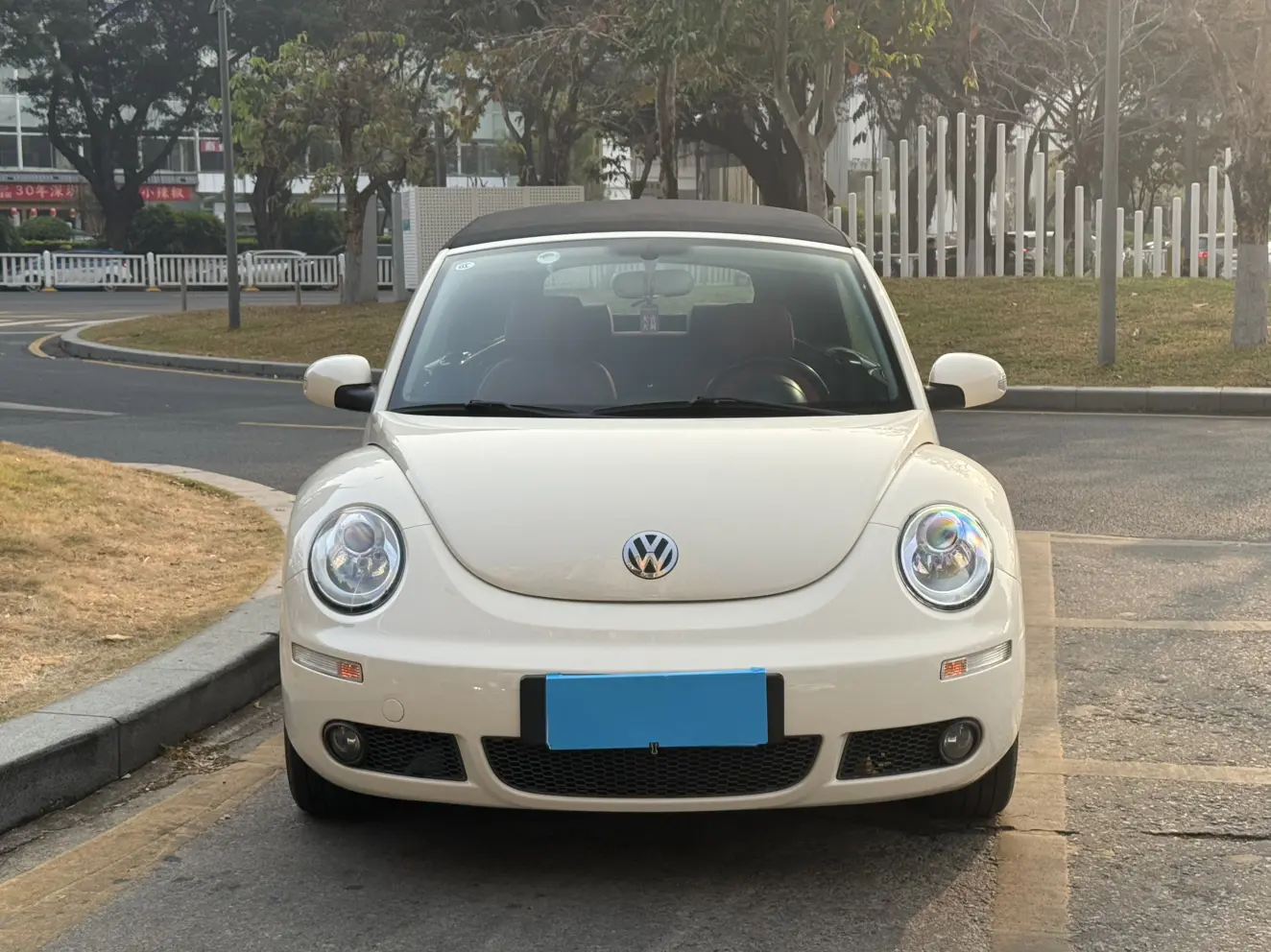 Volkswagen Beetle  из Китая