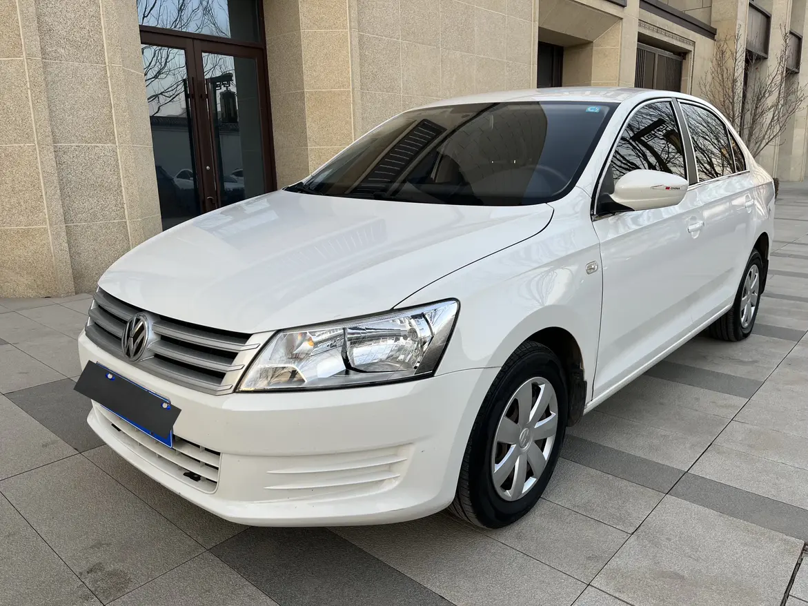 Volkswagen Santana  из Китая