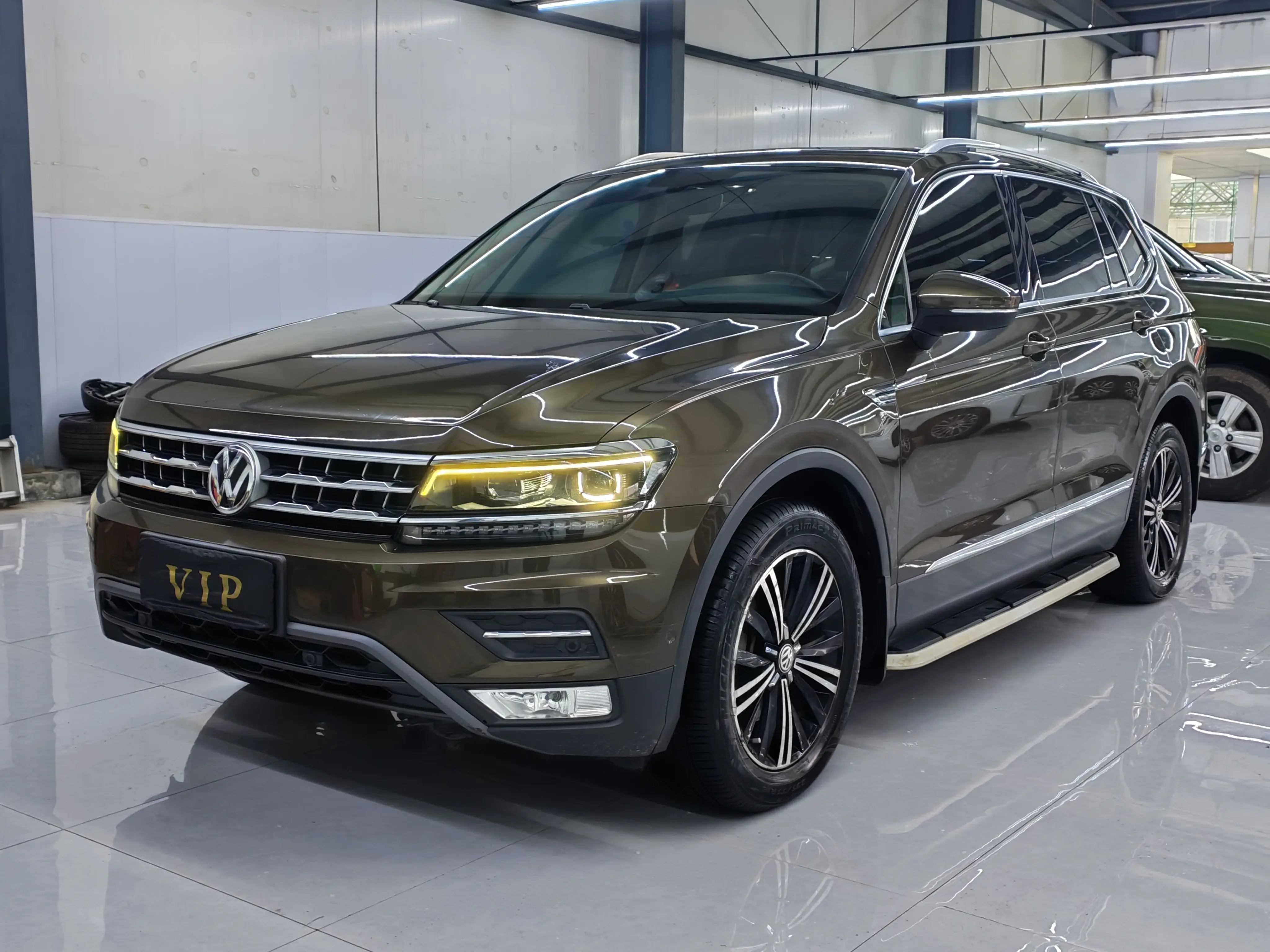 Volkswagen Tiguan L  из Китая