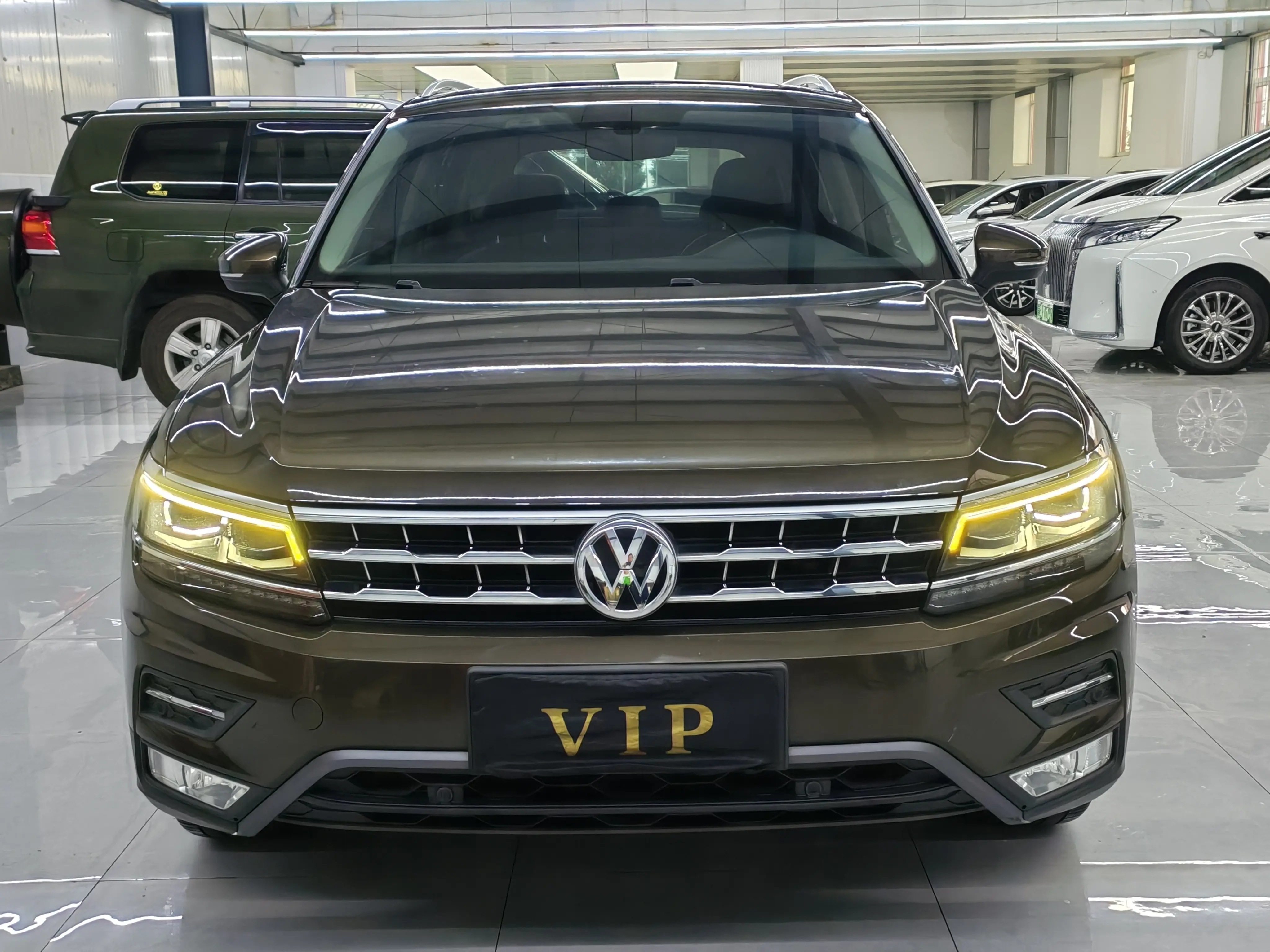 Volkswagen Tiguan L  из Китая