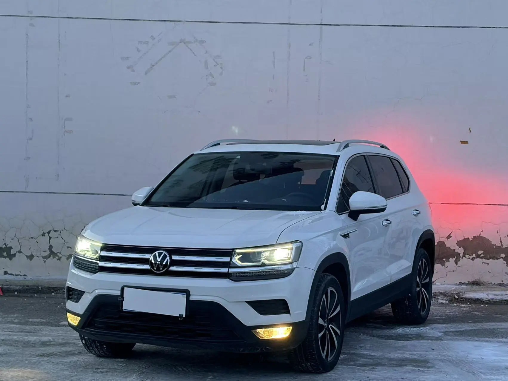 Volkswagen Tharu  из Китая