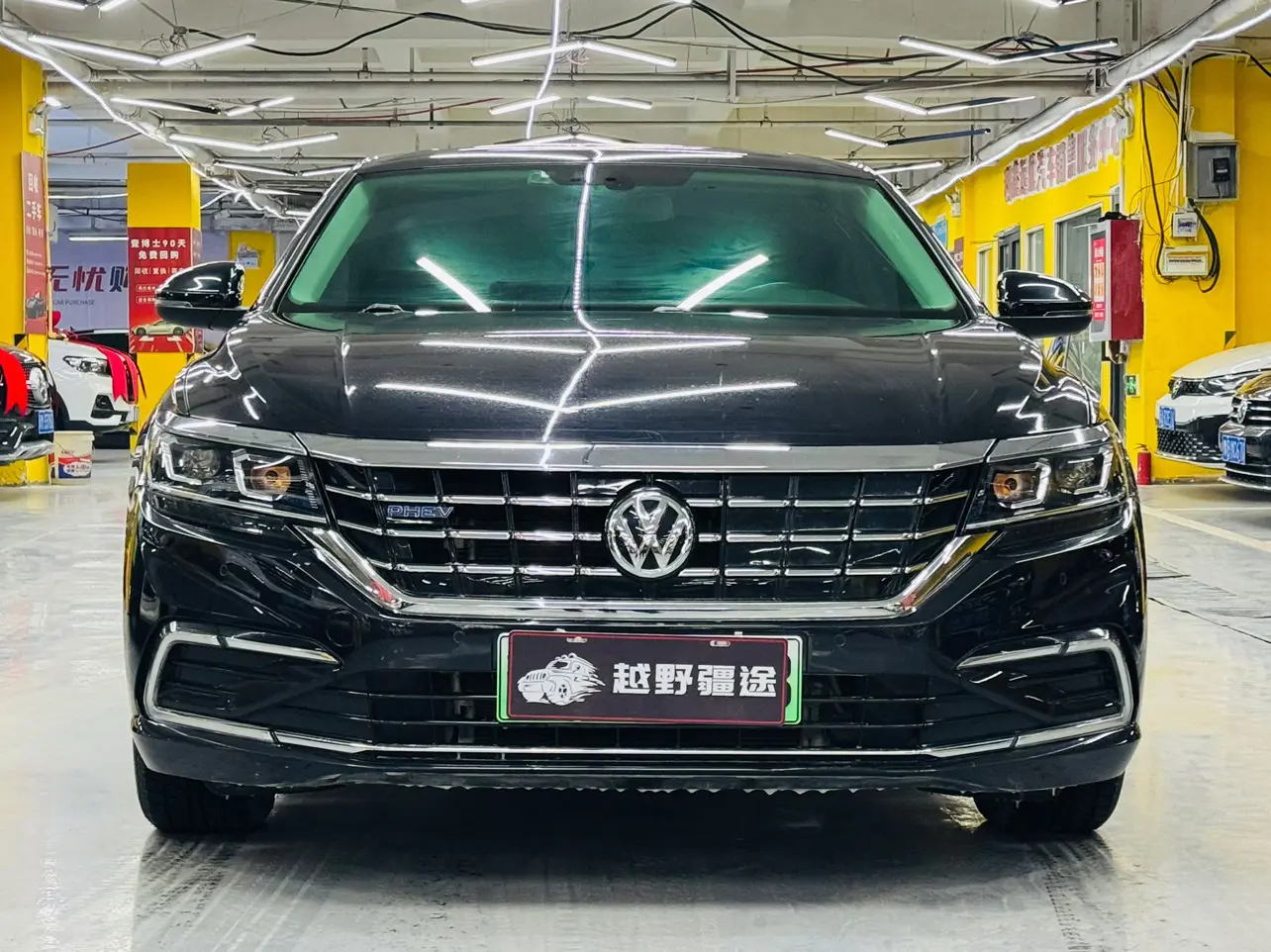 Volkswagen Passat PHEV  из Китая