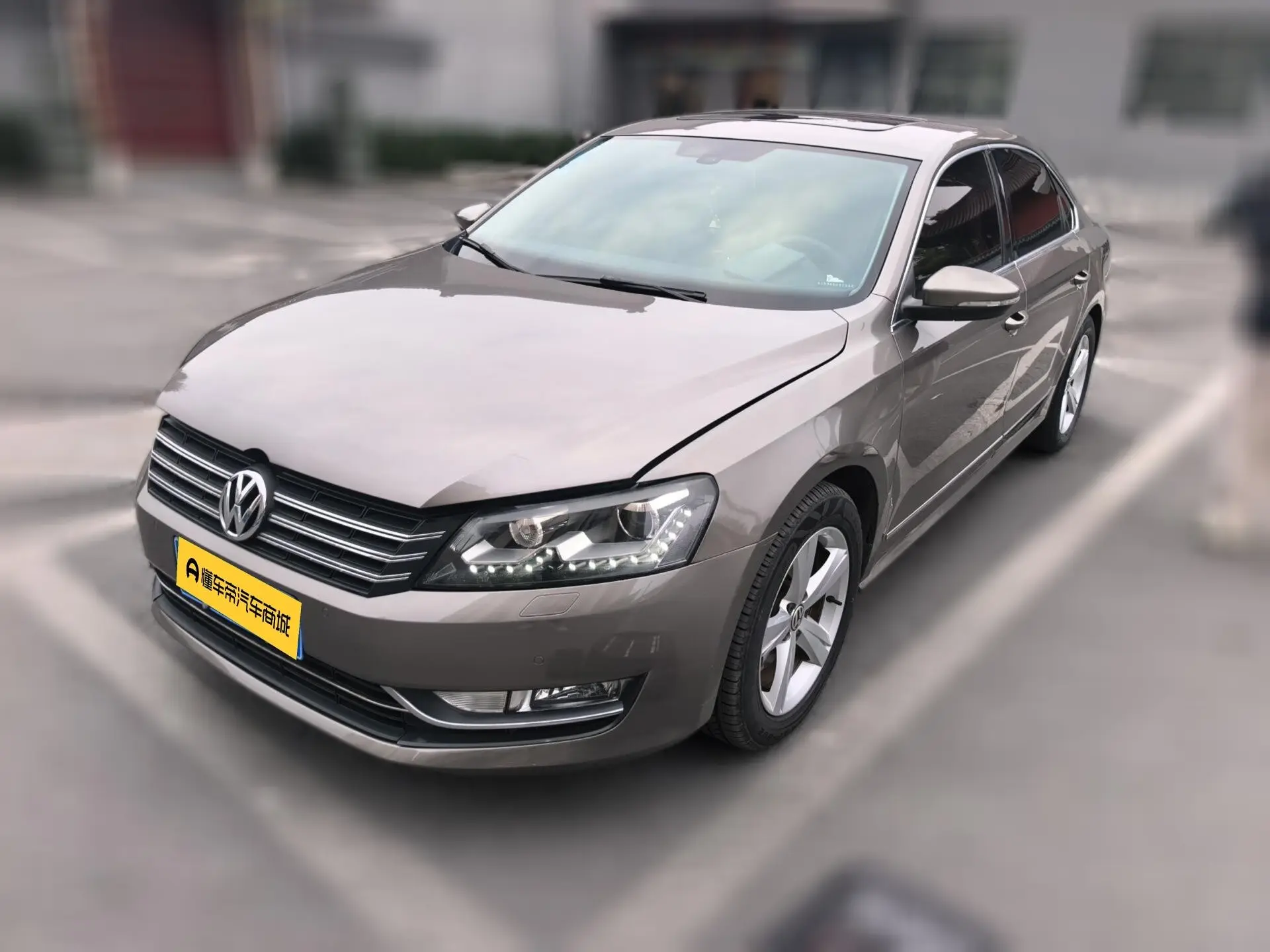 Volkswagen Passat  из Китая