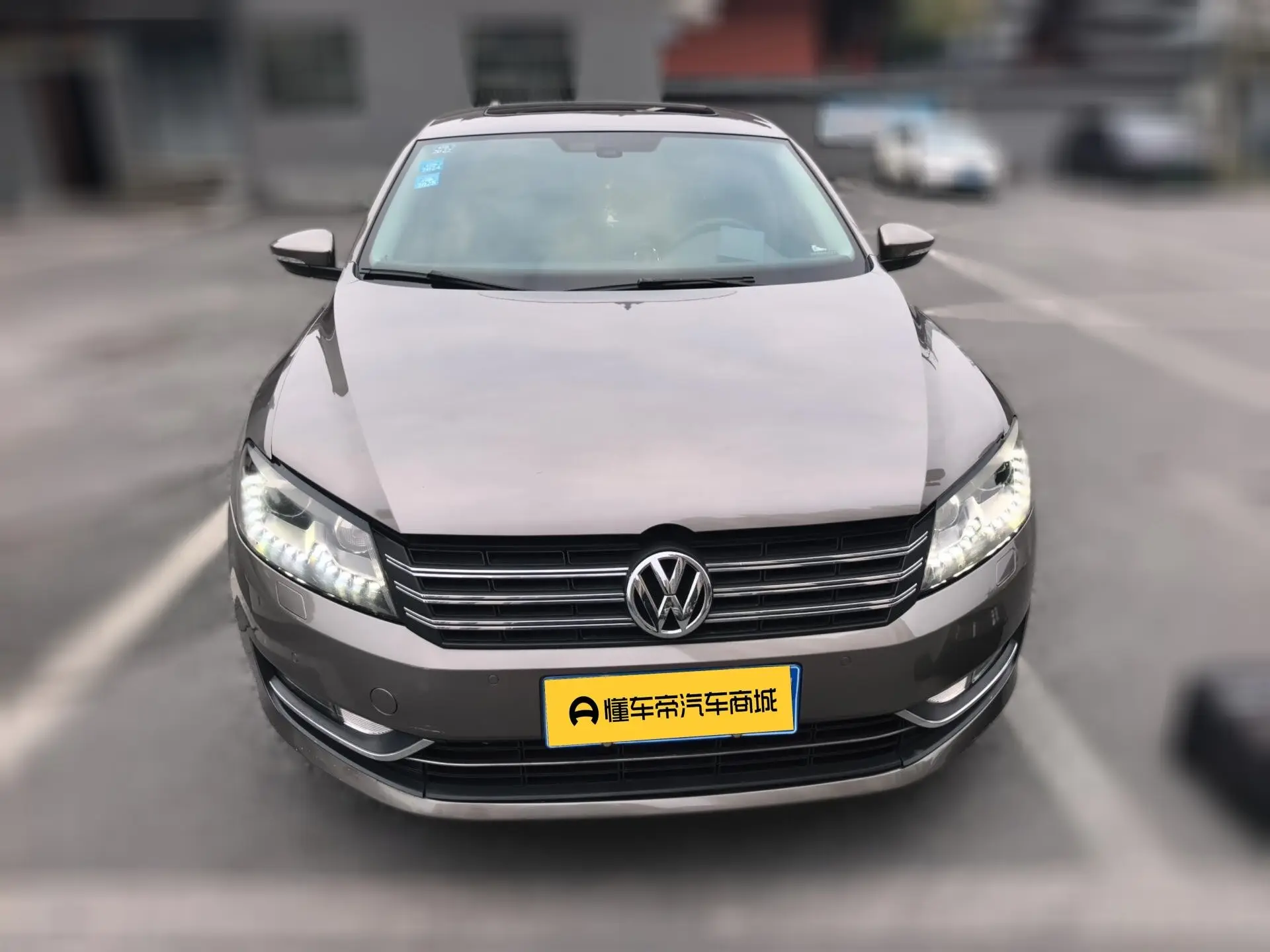 Volkswagen Passat  из Китая
