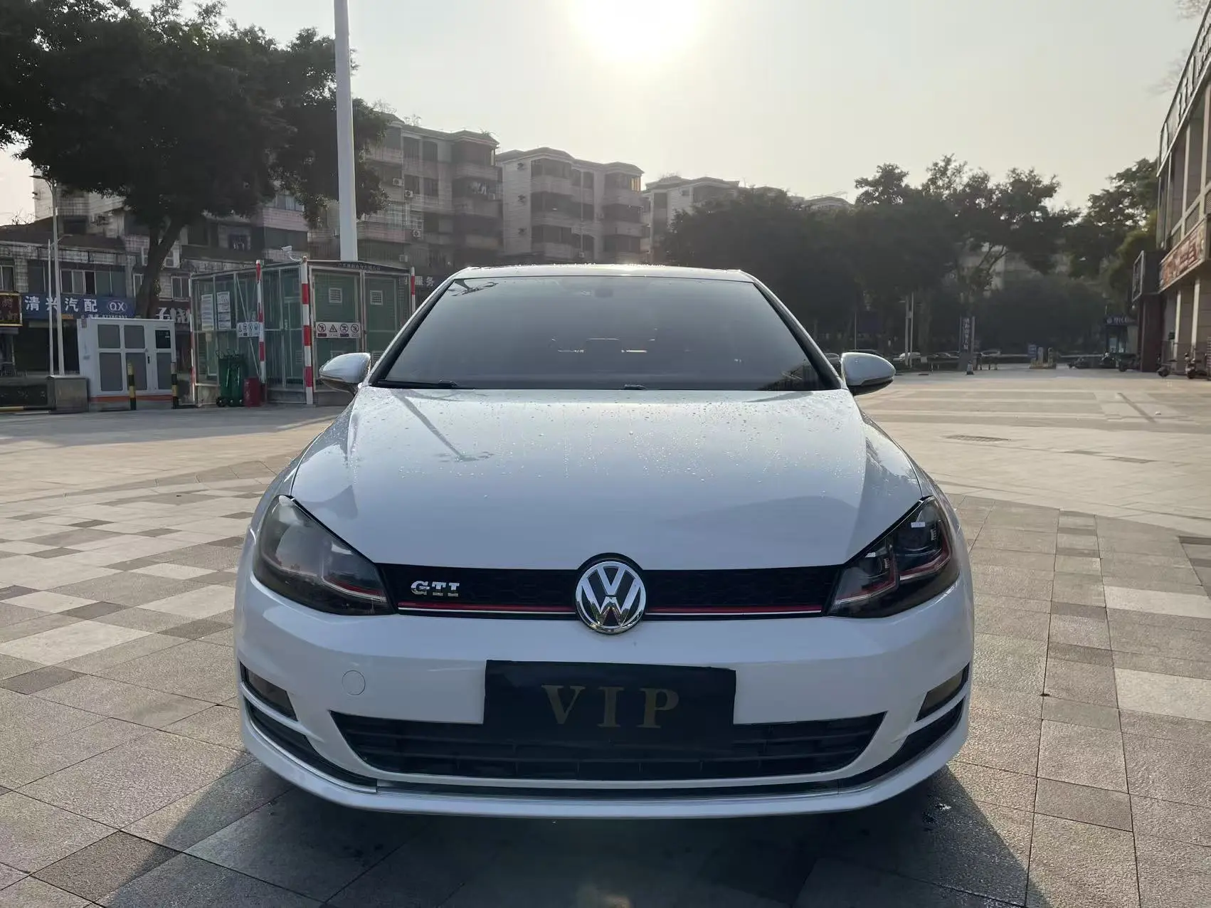 Volkswagen Golf  из Китая