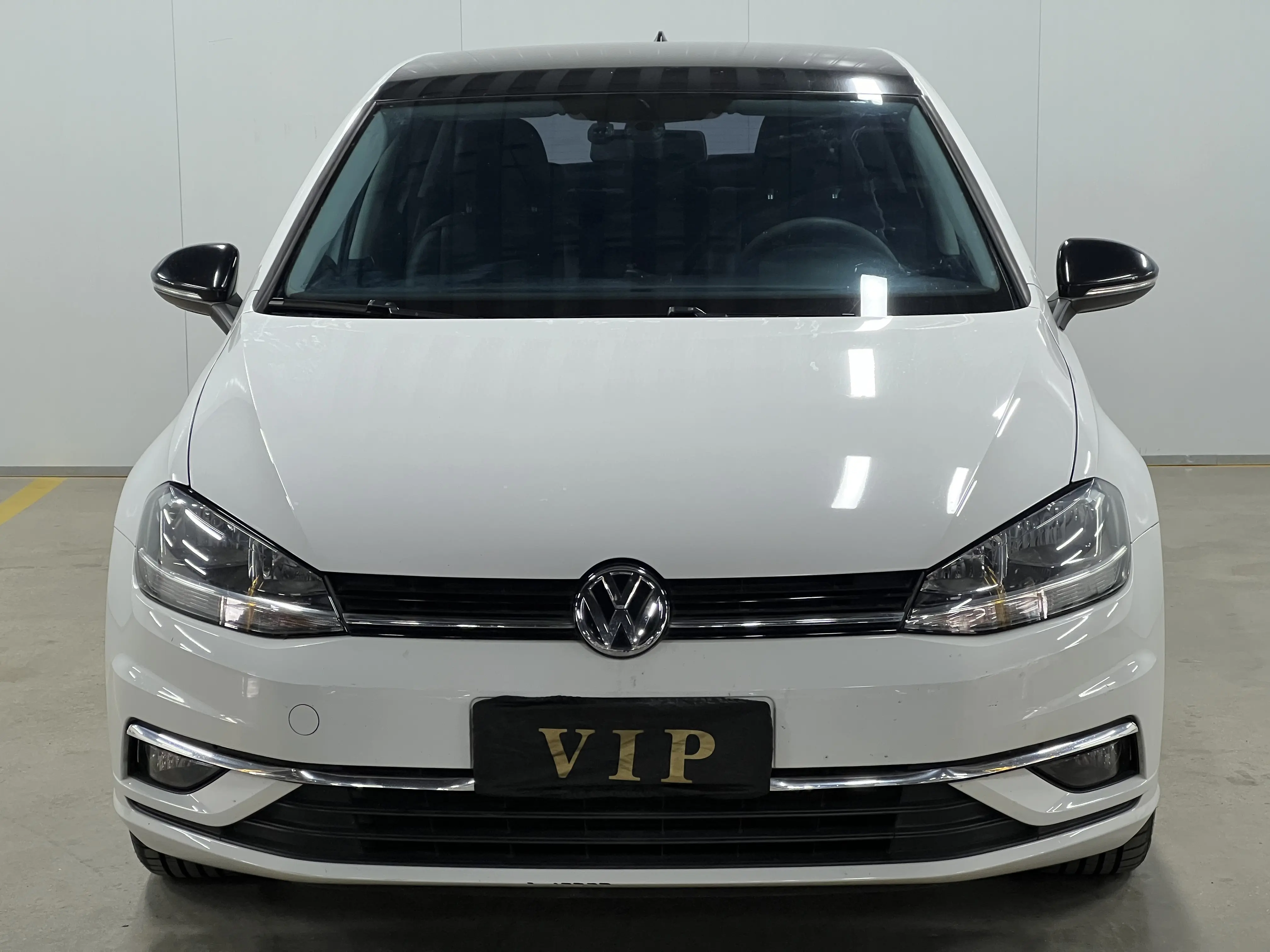 Volkswagen Golf  из Китая