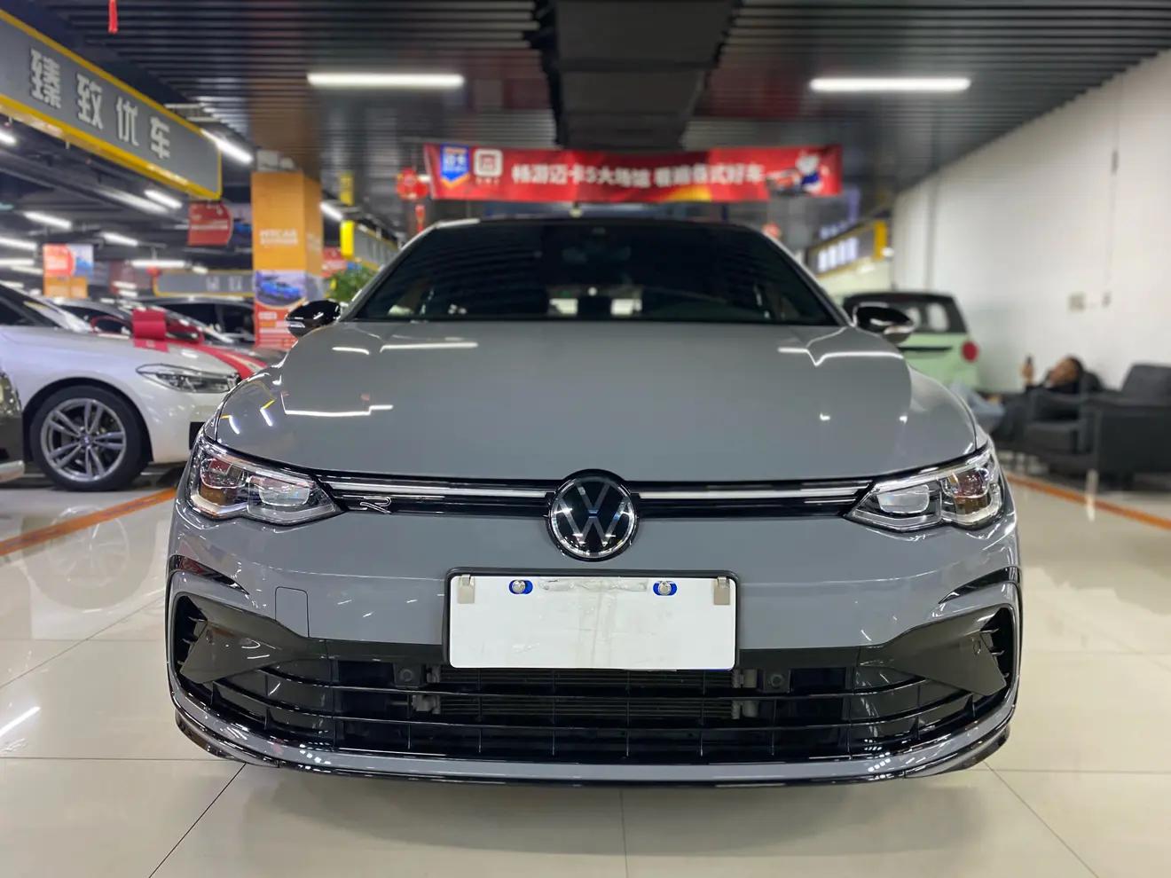 Volkswagen Golf  из Китая