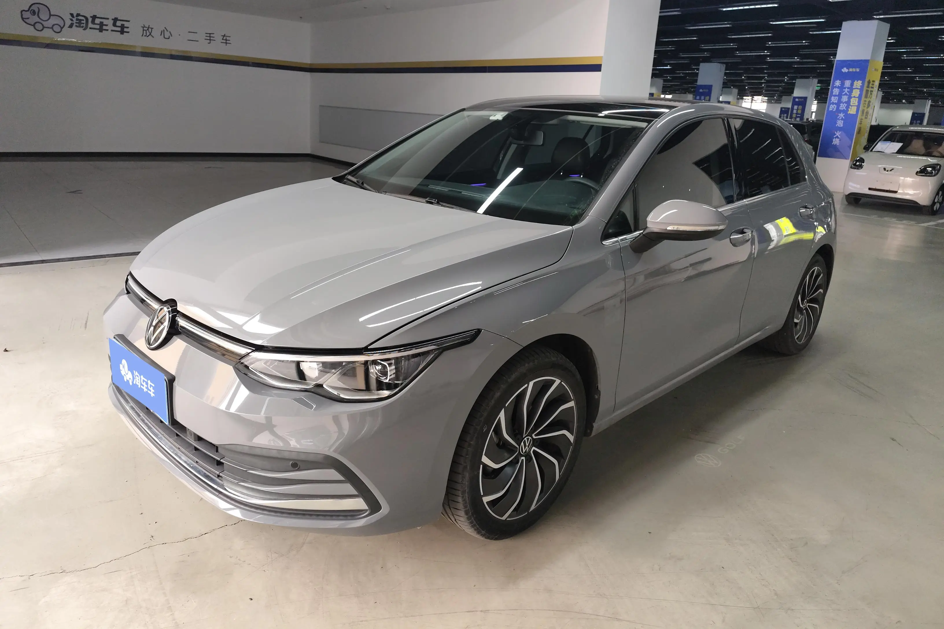 Volkswagen Golf  из Китая