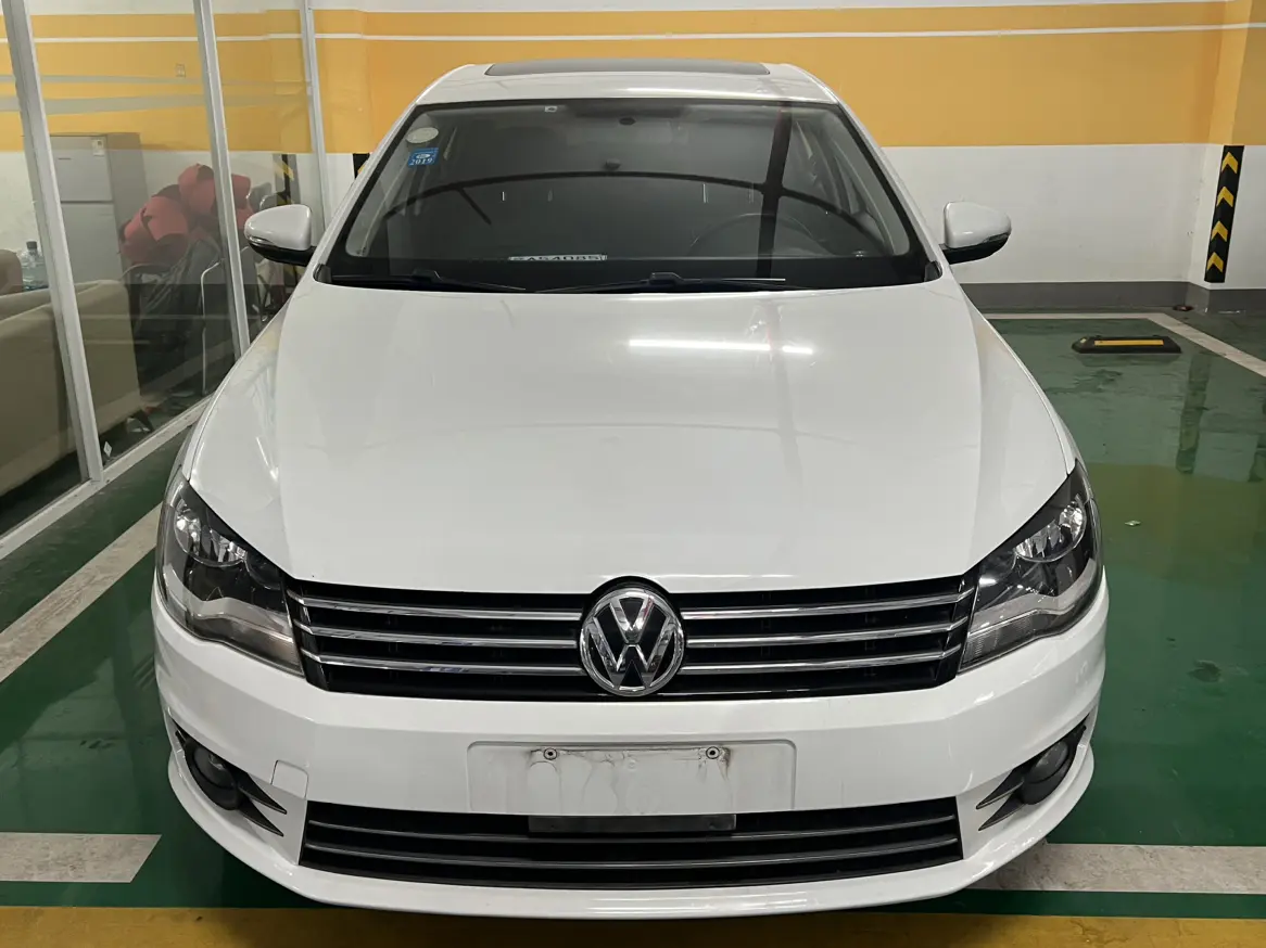 Volkswagen Bora  из Китая