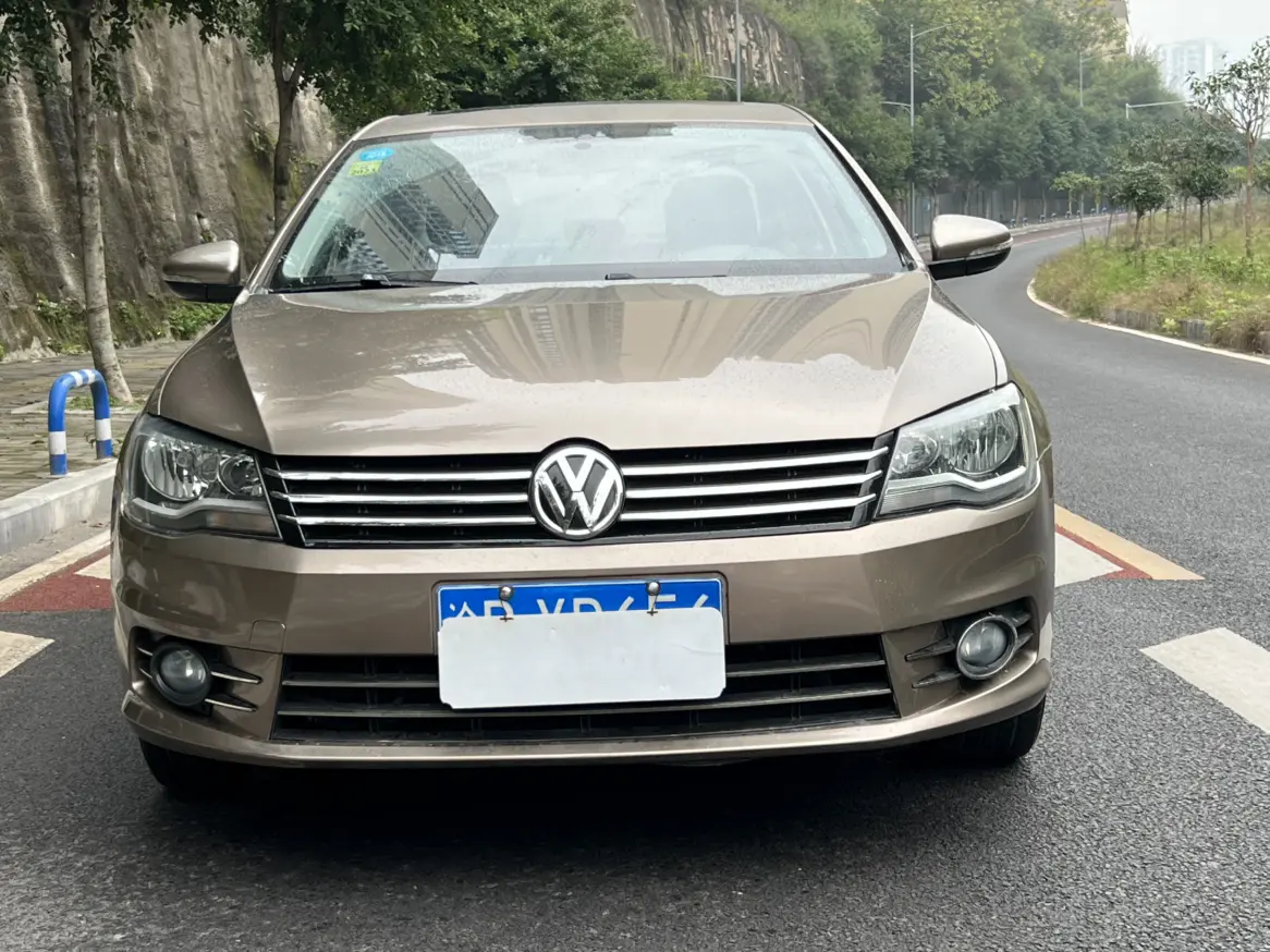 Volkswagen Bora  из Китая