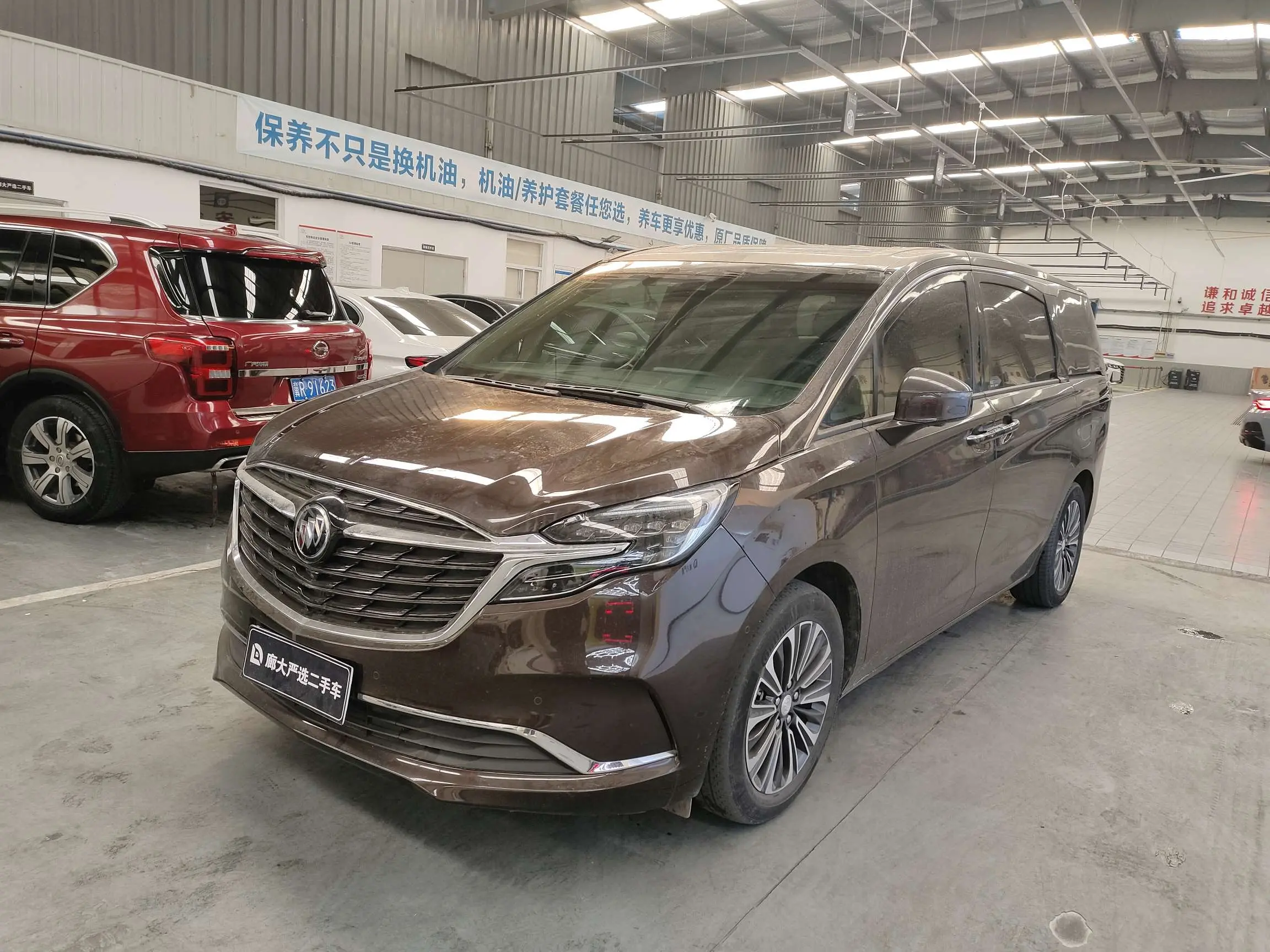 Buick GL8  из Китая