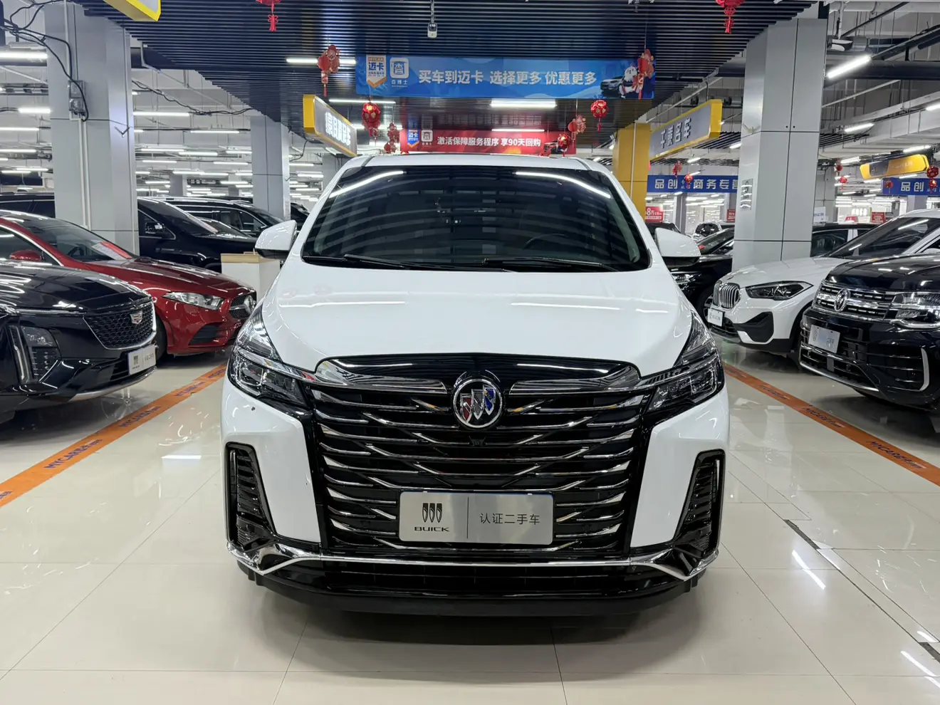 Buick GL8  из Китая