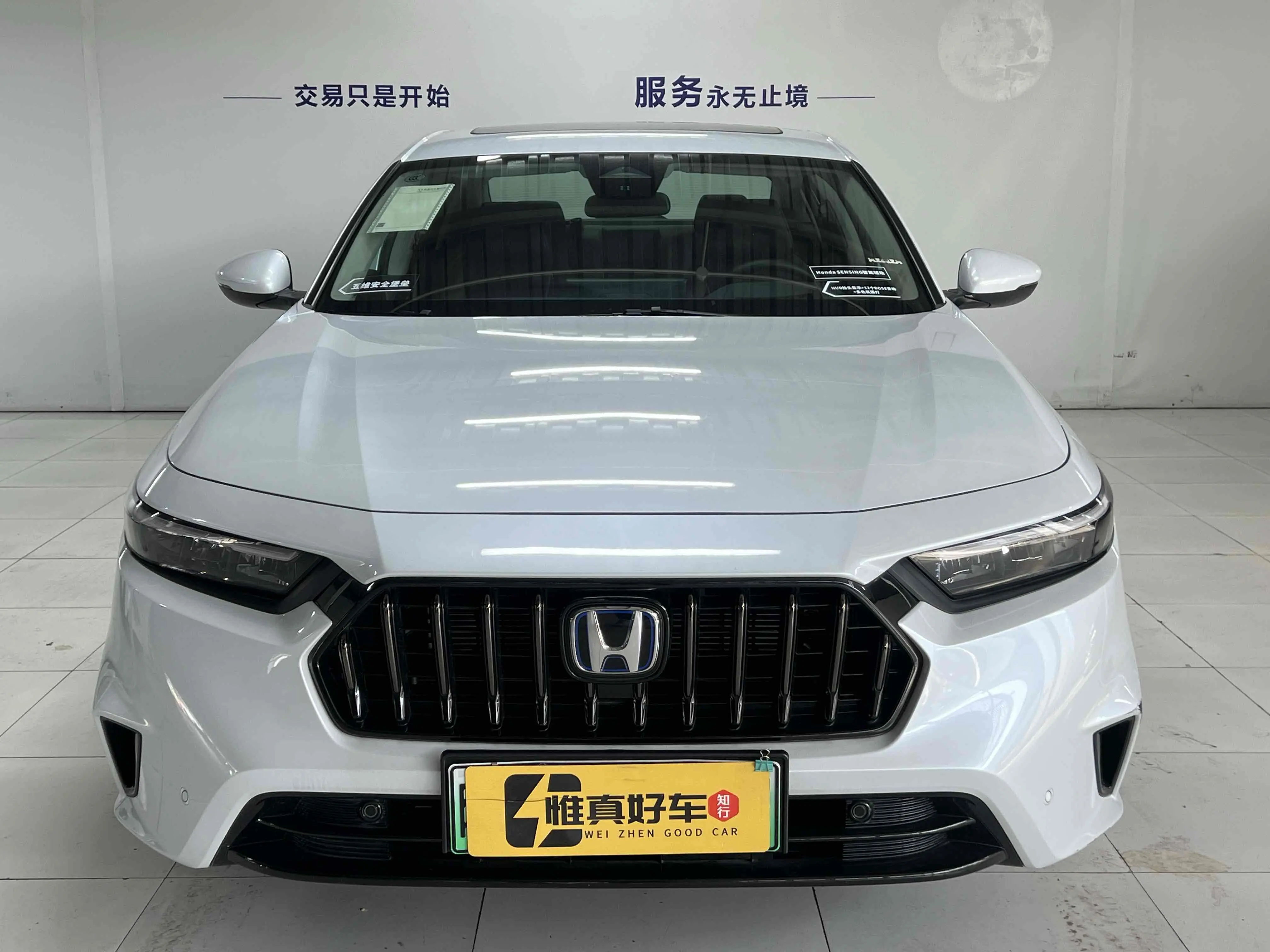 Honda Inspire (PHEV) (Yingshipai PHEV)  из Китая